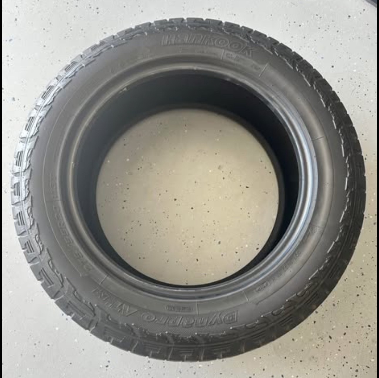 Hankook Dynapro ATM RF10 275/55R20 Tire