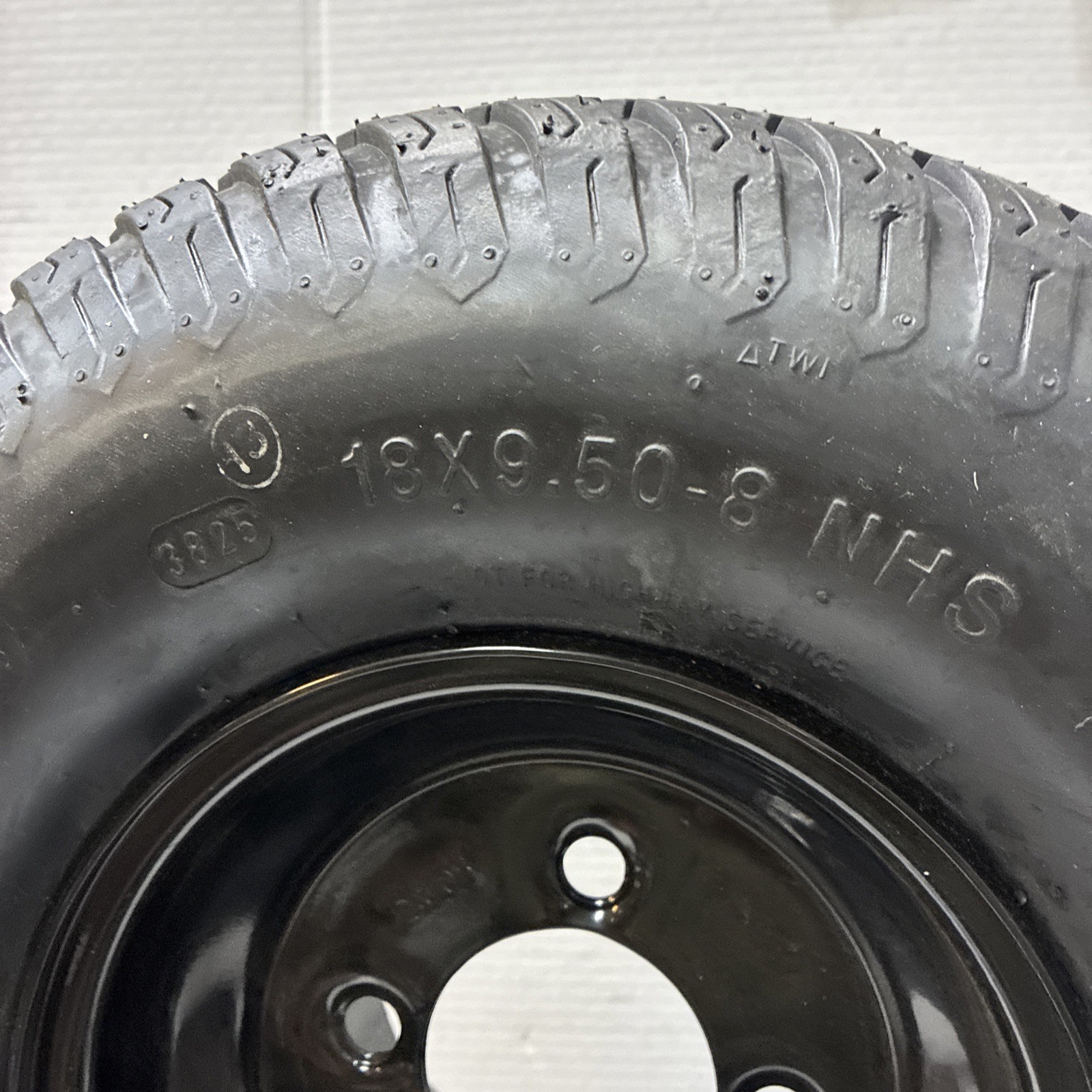 Hi-Run 18X9.50-8 Load 4 Ply Lawn & Garden Tires And Wheel Qty 2
