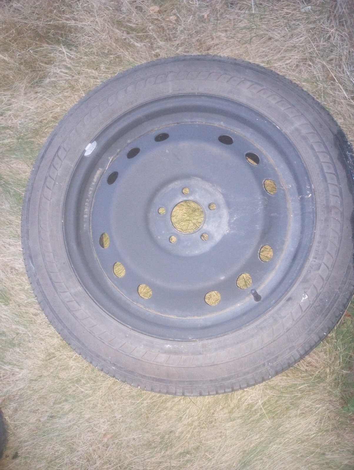 Tire +Rim P235 55 R F18