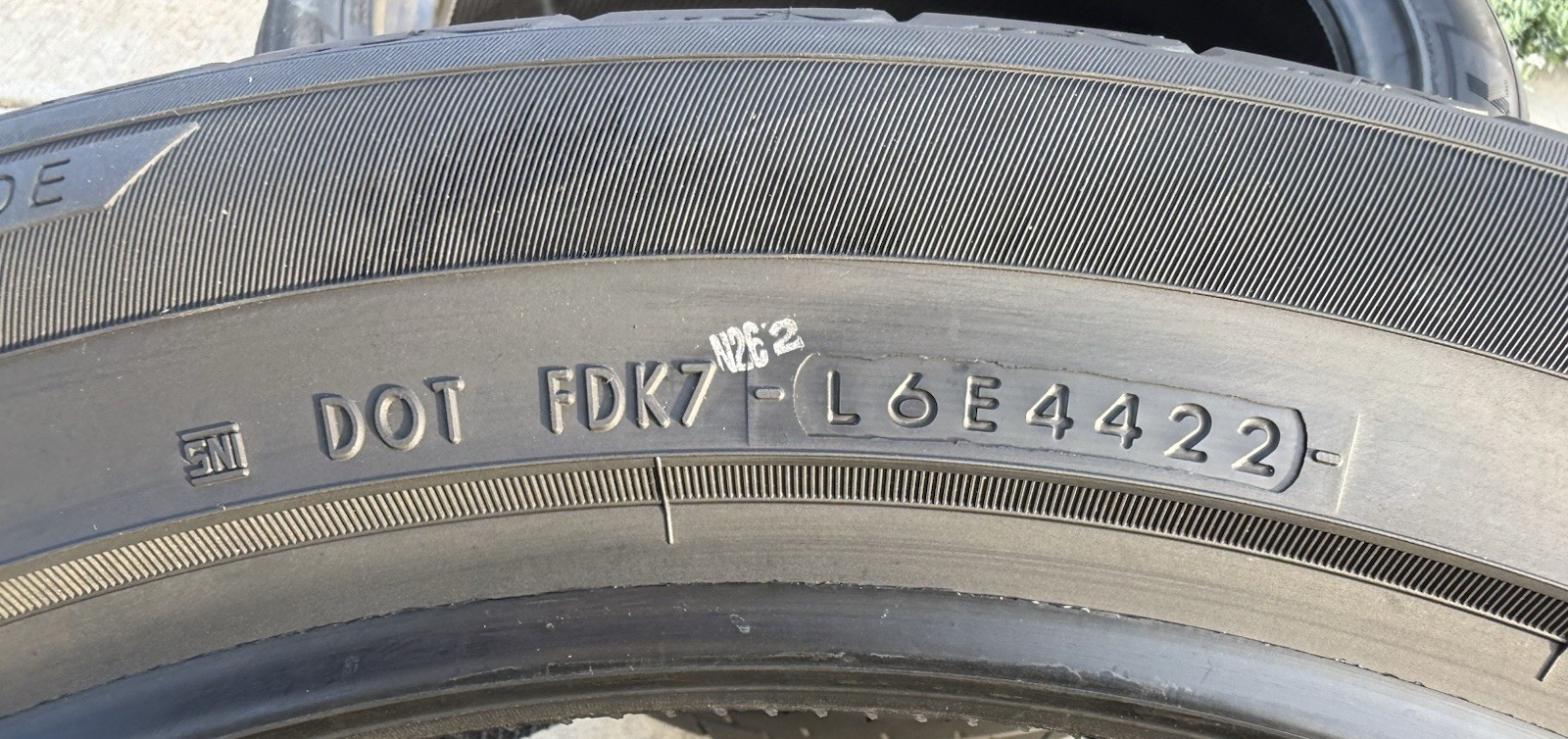 Set of TWO BRAND NEW 285/40R20 108Y Yokohama ADVAN Sport V107 Tires 2854020