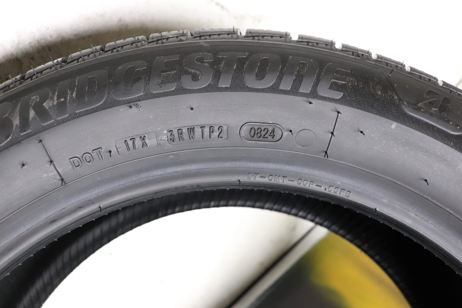 Set of 4 New 215/55R17 Bridgestone WeatherPeak – 94V – 11/32 [New]