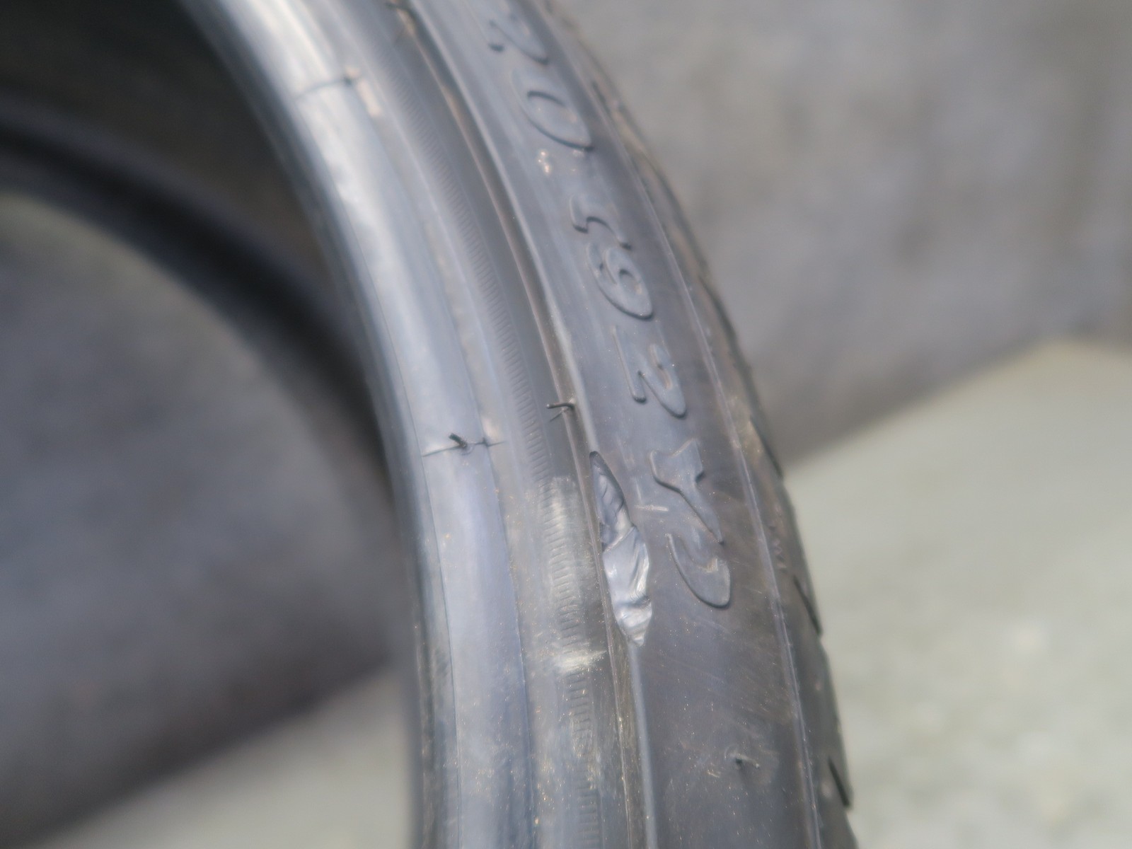 PIRELLI PZERO SUMMER TIRE 255/30 ZR20 92Y 0423 7/32 TREAD