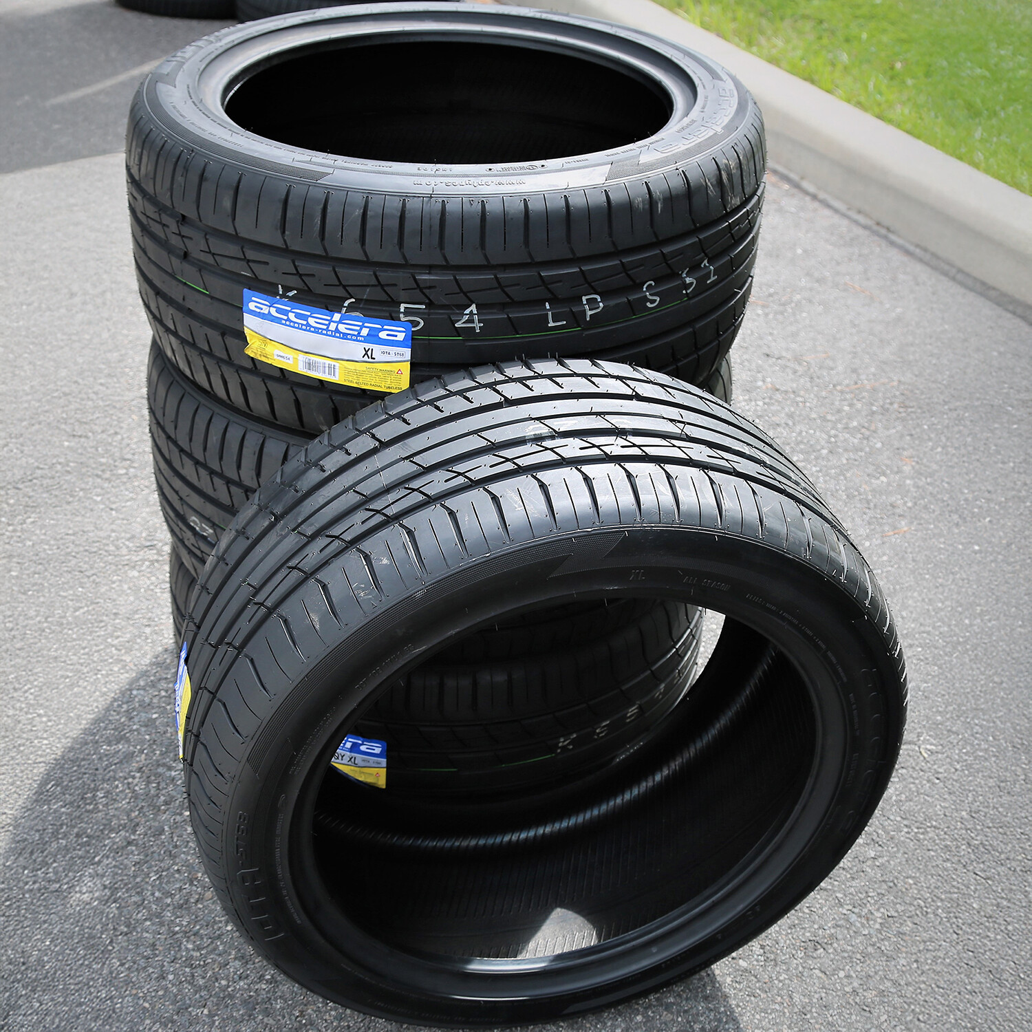 4 Tires 305/35R24 ZR Accelera Iota ST68 AS A/S High Performance 112W XL