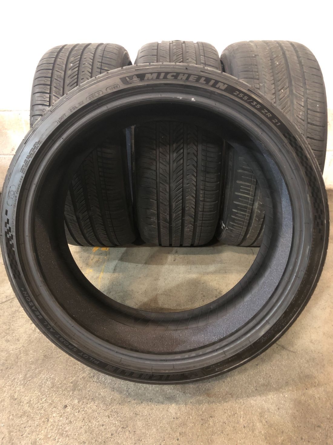 4x P255/35R21 Michelin Pilot Sport A/S 4 TO 9/32 98 W Used Tires 2553521