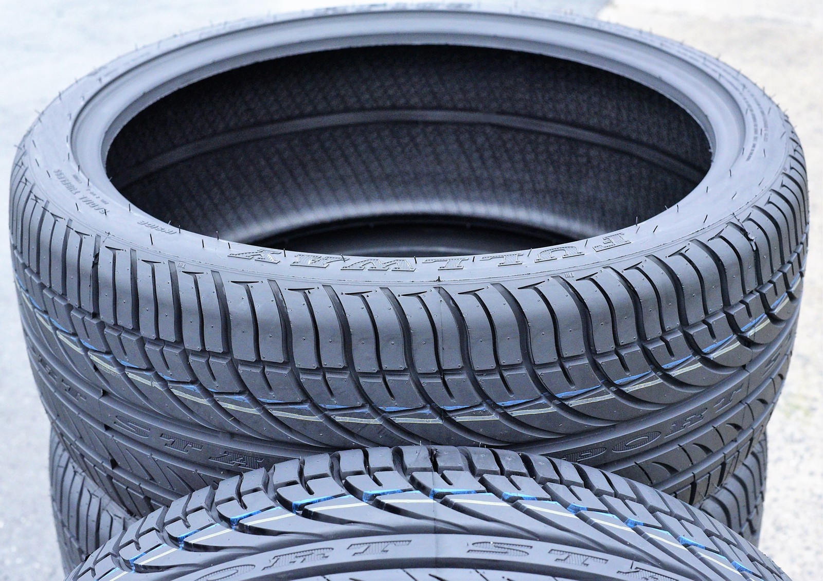 Tire Fullway HP108 225/45ZR19 225/45R19 96W XL AS A/S High Performance