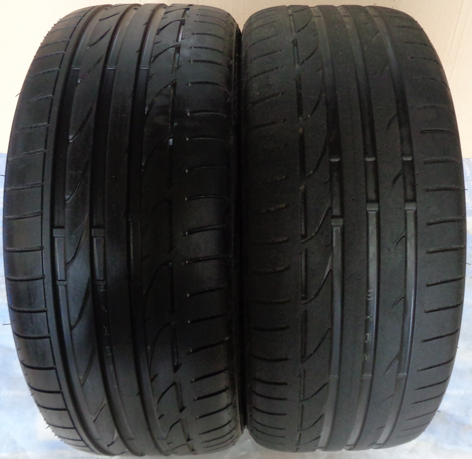 2 Summer Tires Bridgestone Potenza S001 * 245/40 R20 95W RA803