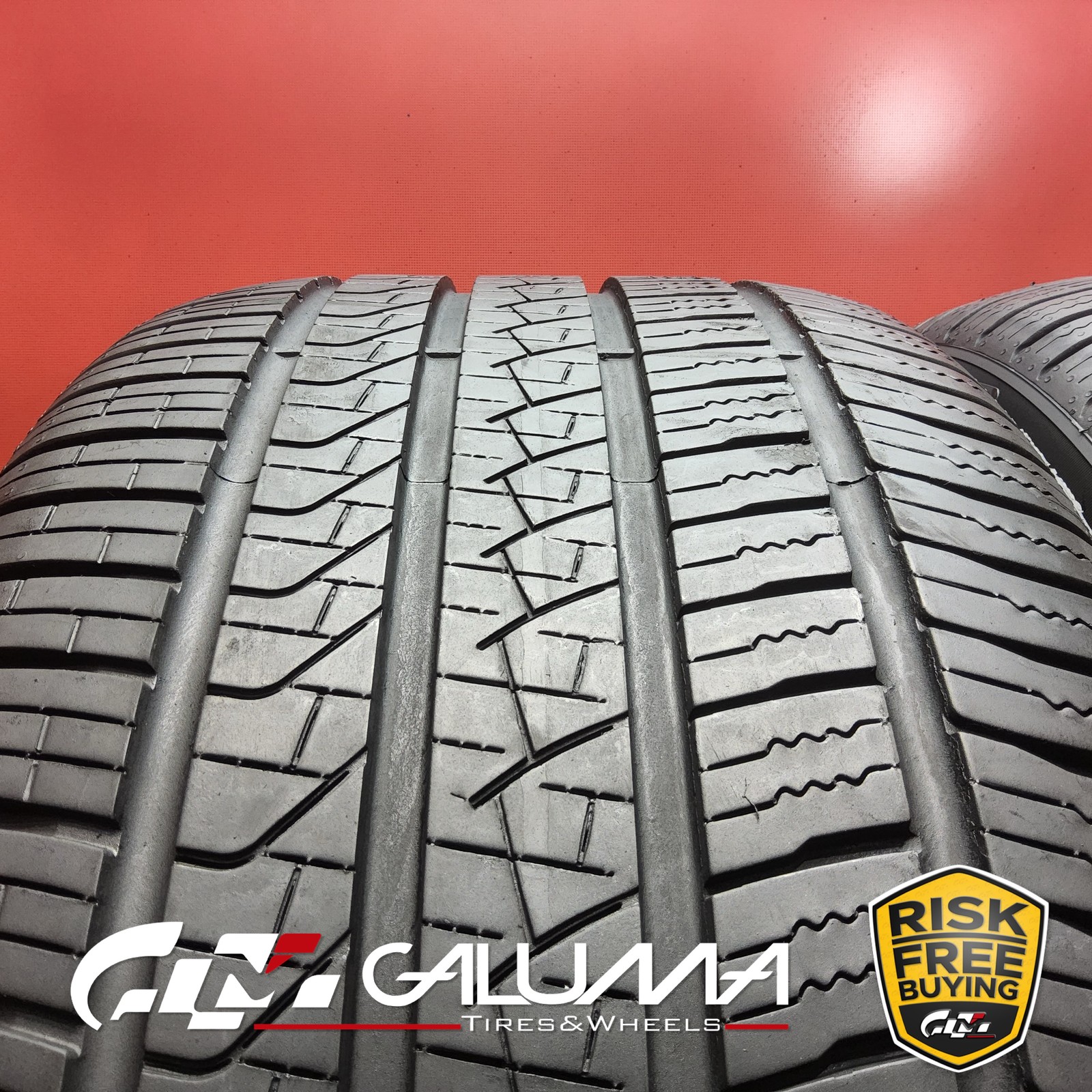 Set of 2 Tires LikeNEW Pirelli Scorpion Zero All season MO 315/40R21 111H #95452