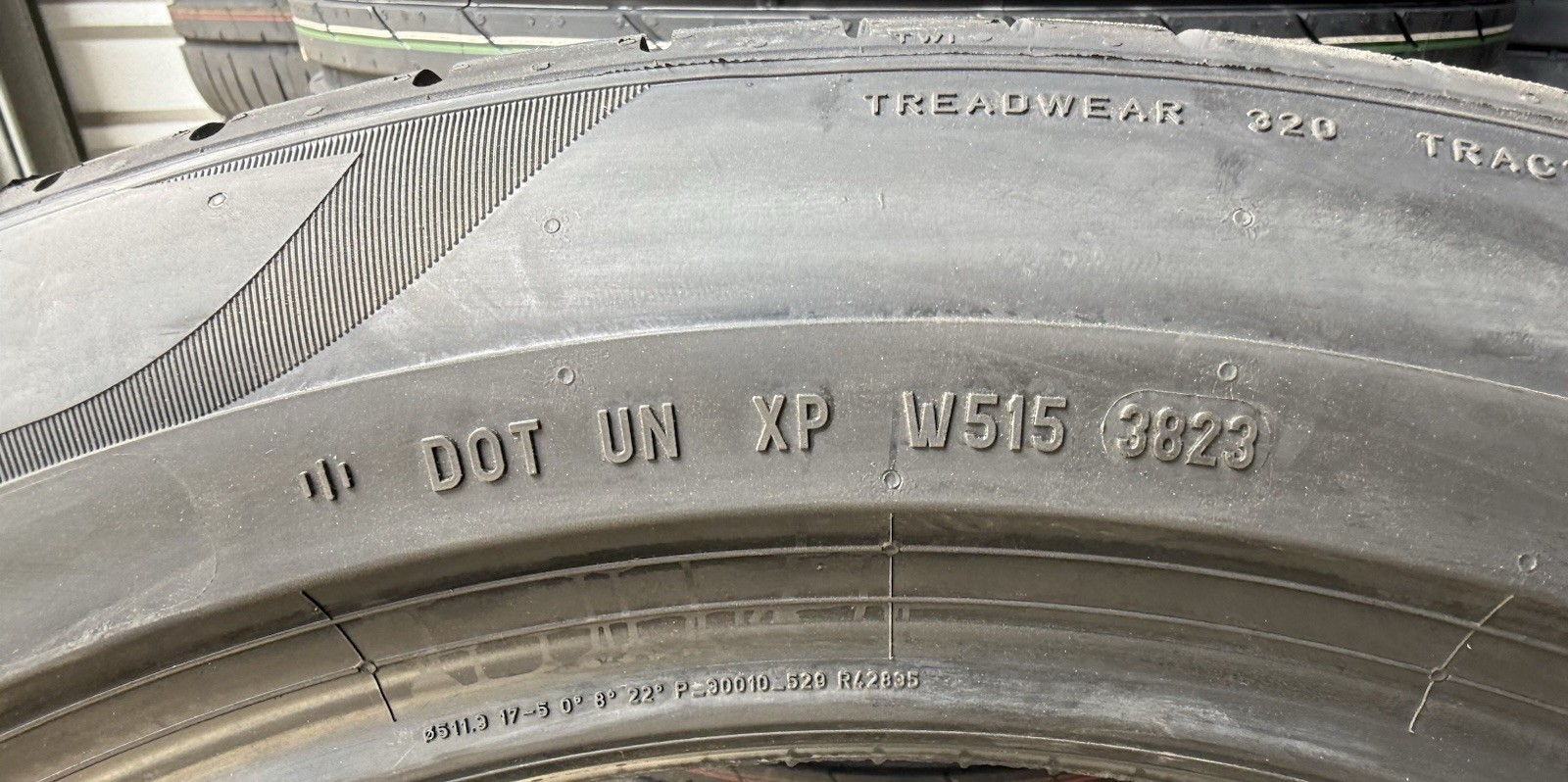 Set of 4 NEW Pirelli P Zero PZ4 Run Flat RFT 305/40R20 Star ★ BMW PZero RunFlat