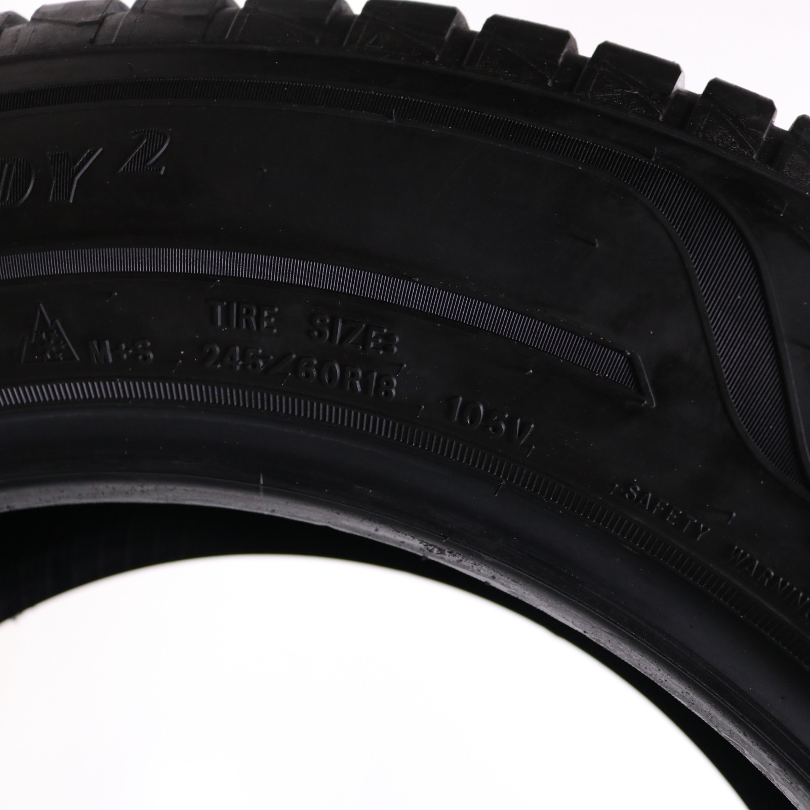 Used 245/60R18 Goodyear Assurance WeatherReady 2 – 105V – 10.5/32