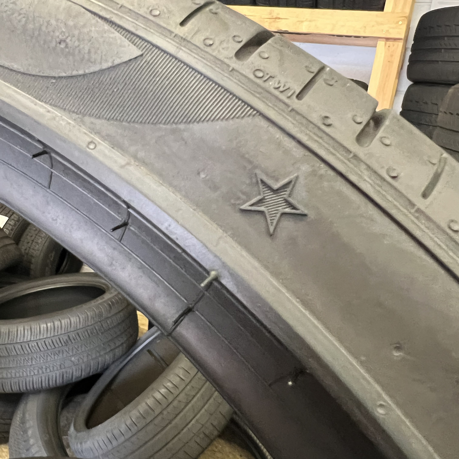 1 Tire Likenew Pirelli P Zero PZ4 BMW 315/30ZR22 107Y