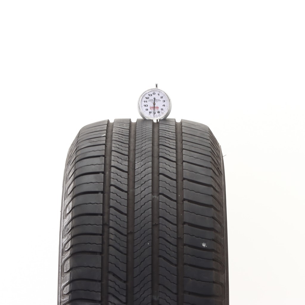 Set of (4) Used 235/65R17 Michelin Defender 2 104H – 6-7.5/32