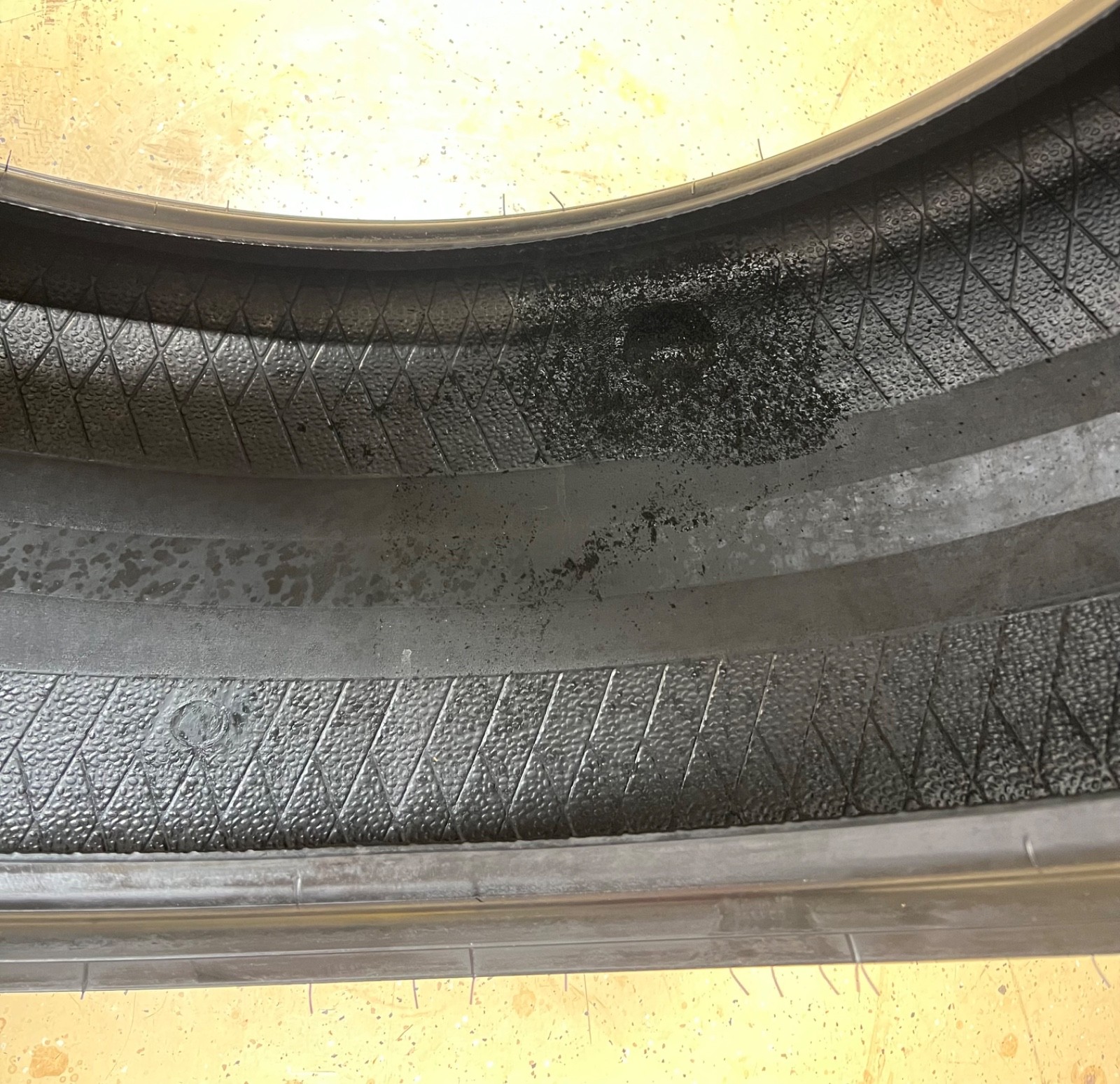 1 – NICE 275/30R20 XL (97Y) Goodyear Eagle F1 Asymmetric 5 RSC (*) BMW – 7118