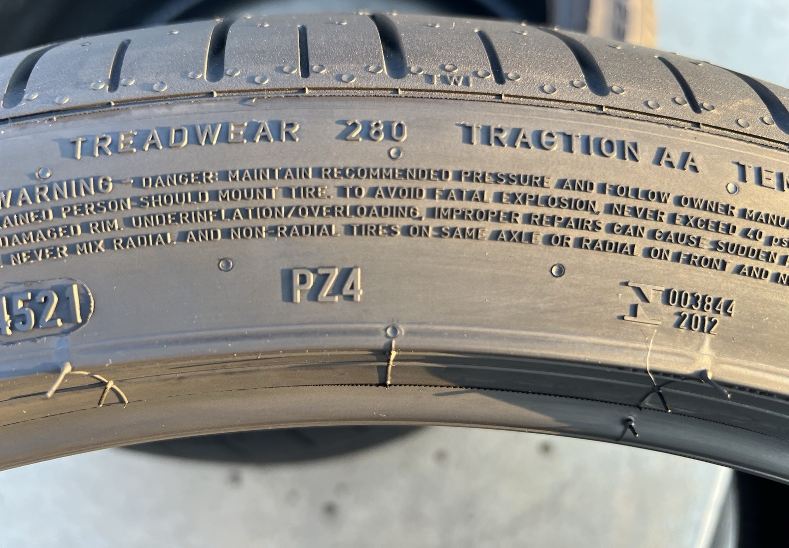 Set of TWO BRAND NEW 325/30ZR23 (109Y) Pirelli P Zero PZ4 Sport A8A Tires
