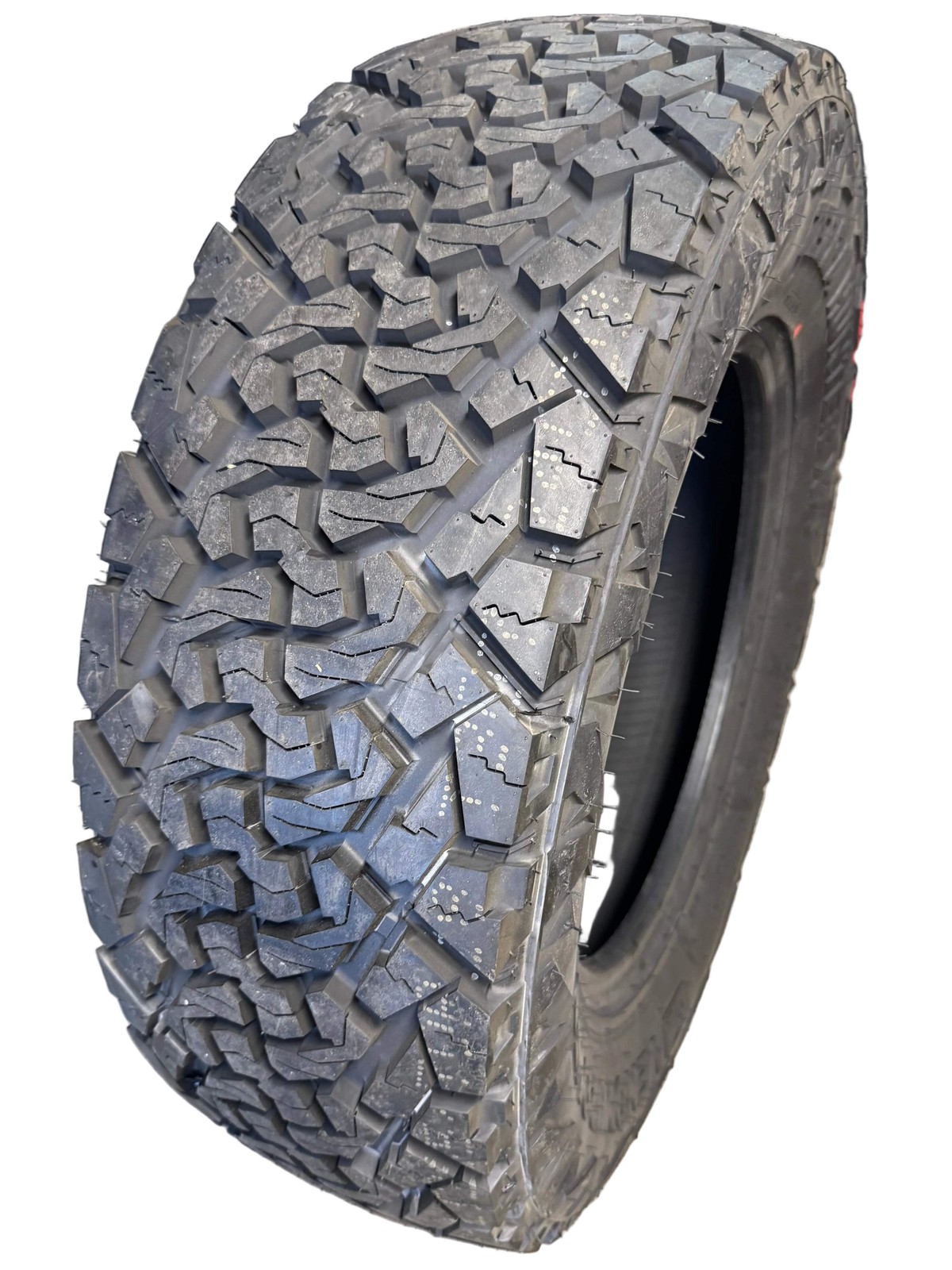 VENOM POWER TERRA HUNTER X/T BSW LT 265 70 18 124/121S 10PLY EXTREME TERRAIN TIR