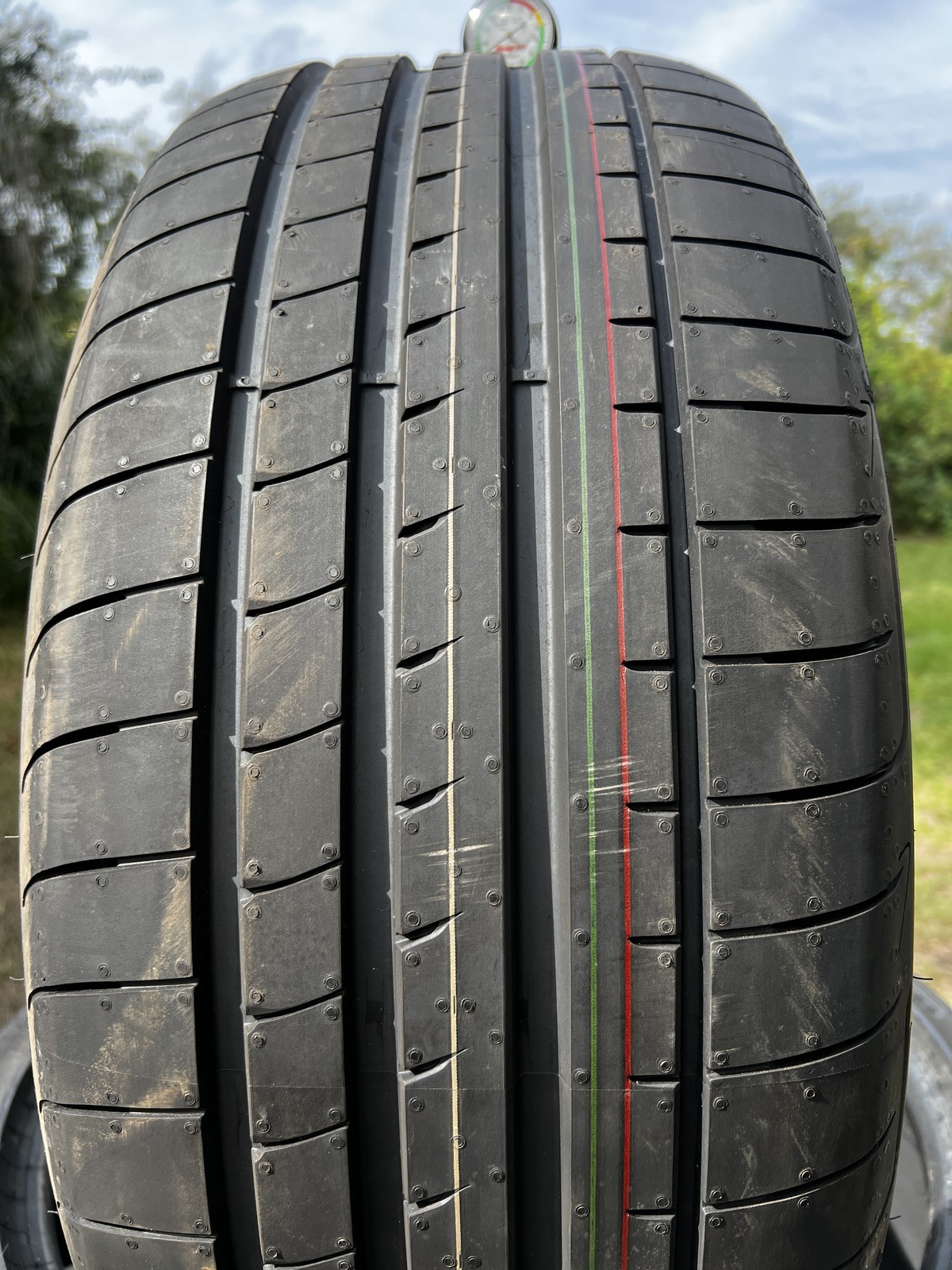 1 New Goodyear Eagle F1 Asymmetric 5 MO SoundComfort 265/40R21 105H DOT.2724