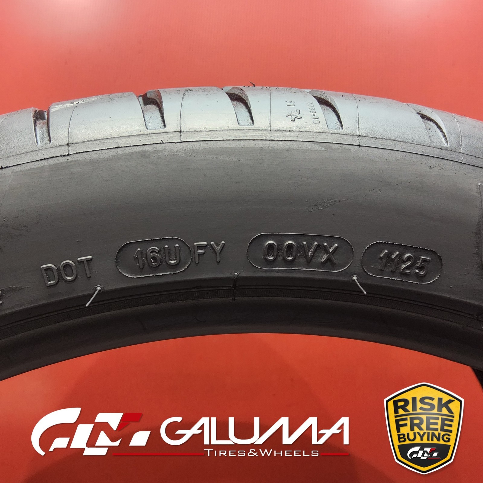 1 Tire LikeNEW Michelin Pilot Sport 4S 285/35ZR20 2853520 104Y #93928