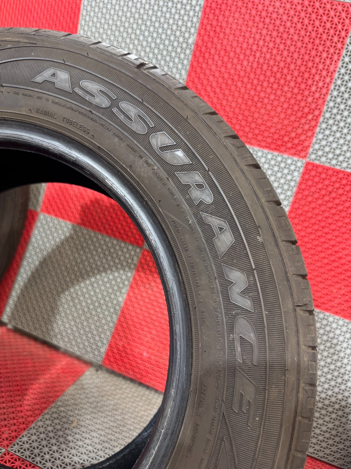 2x Used 195/65 R15 Goodyear Assurance All-Season Tires 8/32 Tread 195/65/15