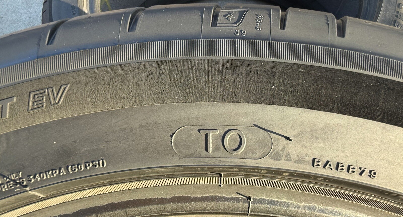 TWO BRAND NEW 265/45R20 110Y Michelin Pilot Sport EV Noise Cancelling Foam Tires