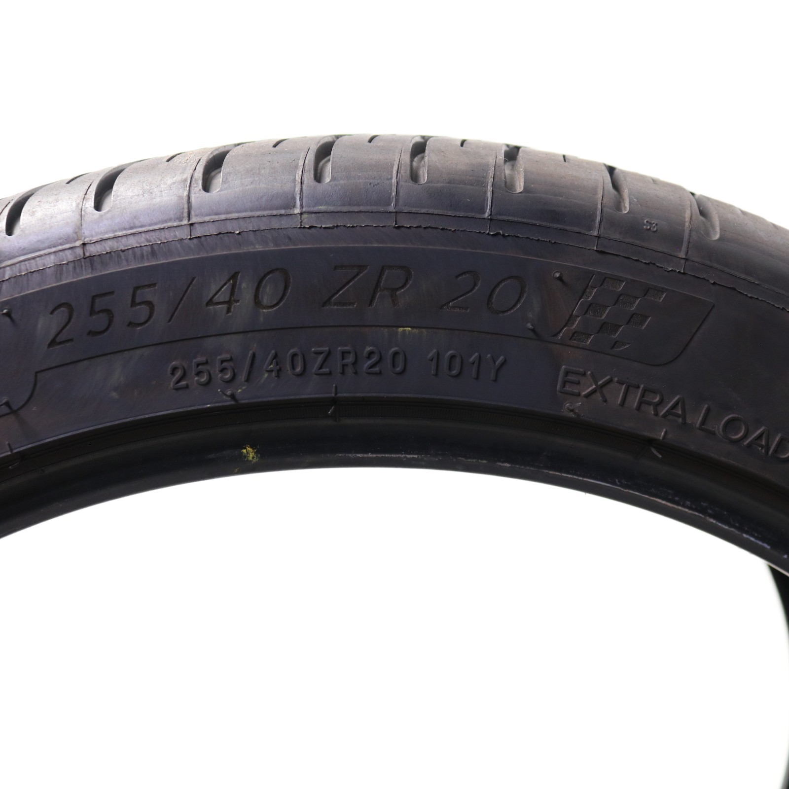 Set of 2 Used 255/40ZR20 Michelin Pilot Sport All Season 4 – 101Y – 7-8/32