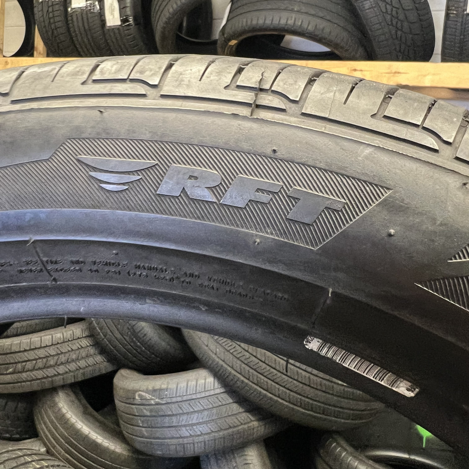 1 Tire Bridgestone Dueler H/P Sport AS RFT BMW 245/50R19 105H DOT.4923