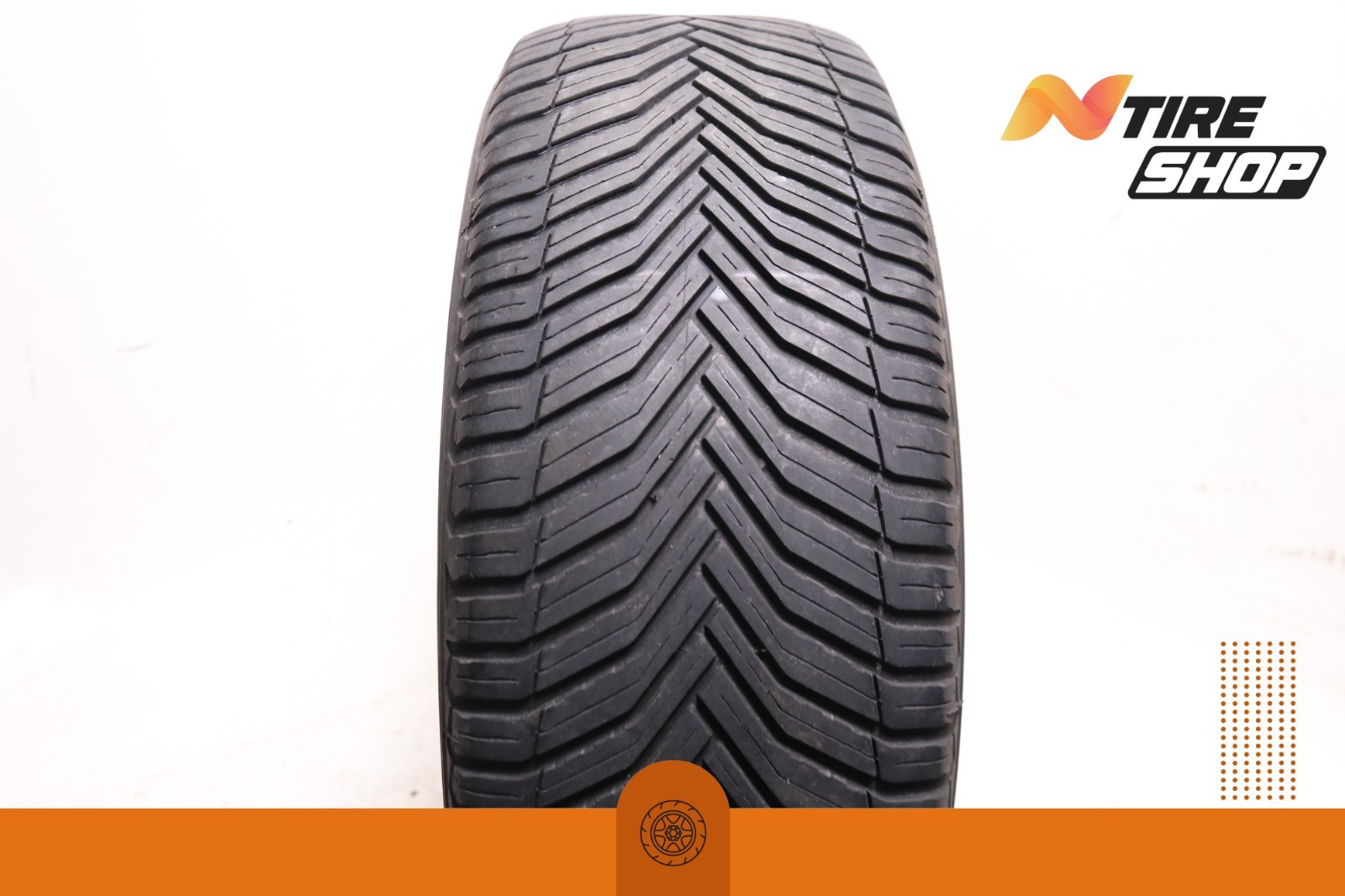 Set of 4 Used 235/60R18 Michelin CrossClimate 2 – 107V – 6-7/32 No Repairs