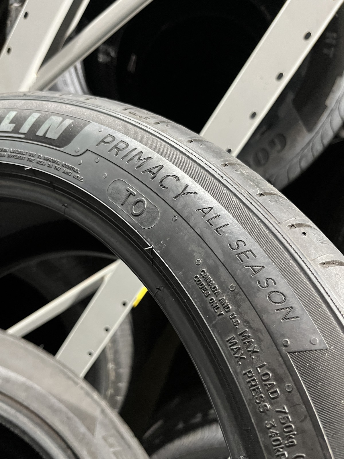 1 Tire Michelin Primacy All Season TO Acoustic 235/45R18 98W DOT.1625 7.25/32