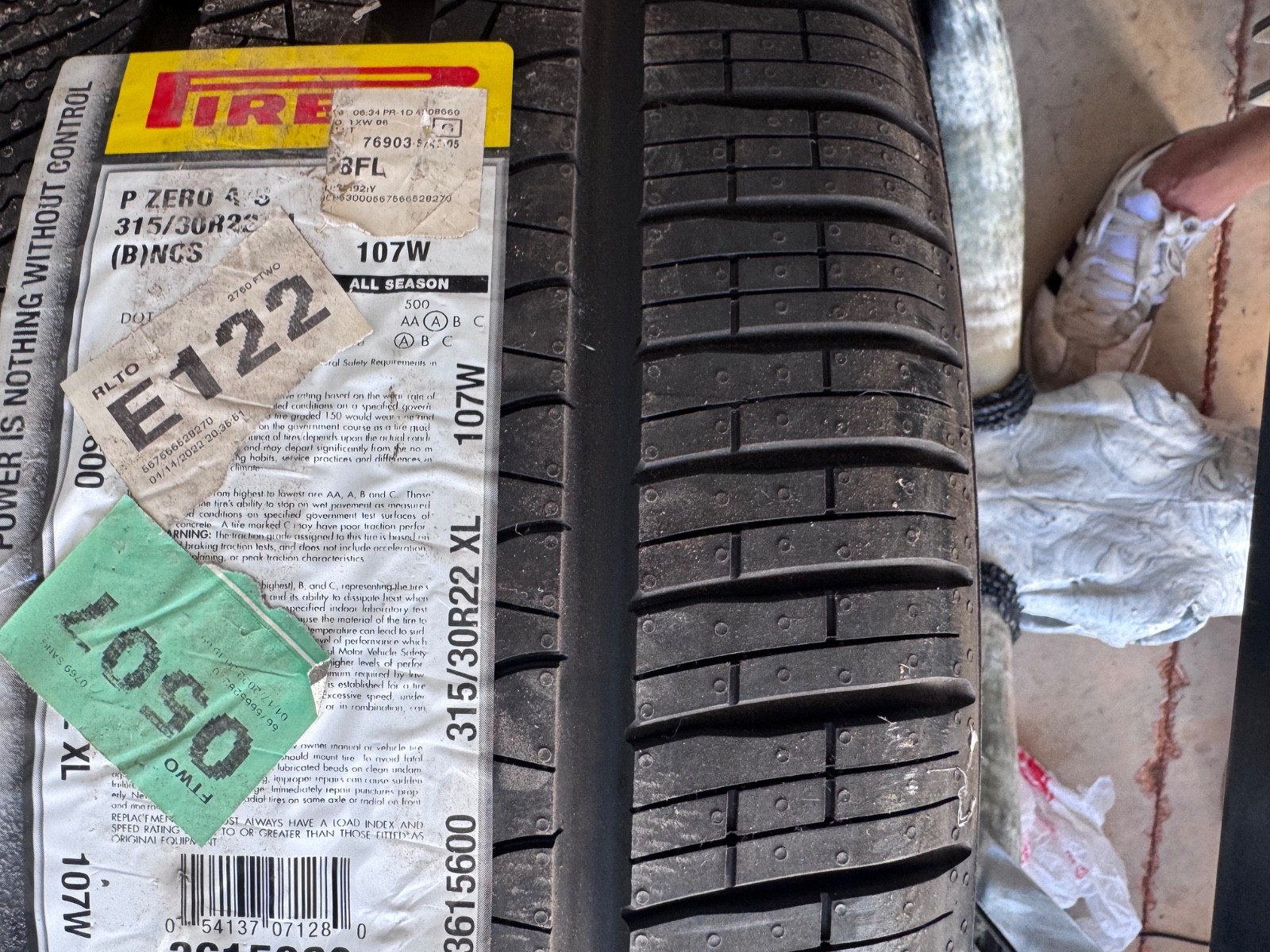 Pirelli PZero All Season 315/30R22 Tire