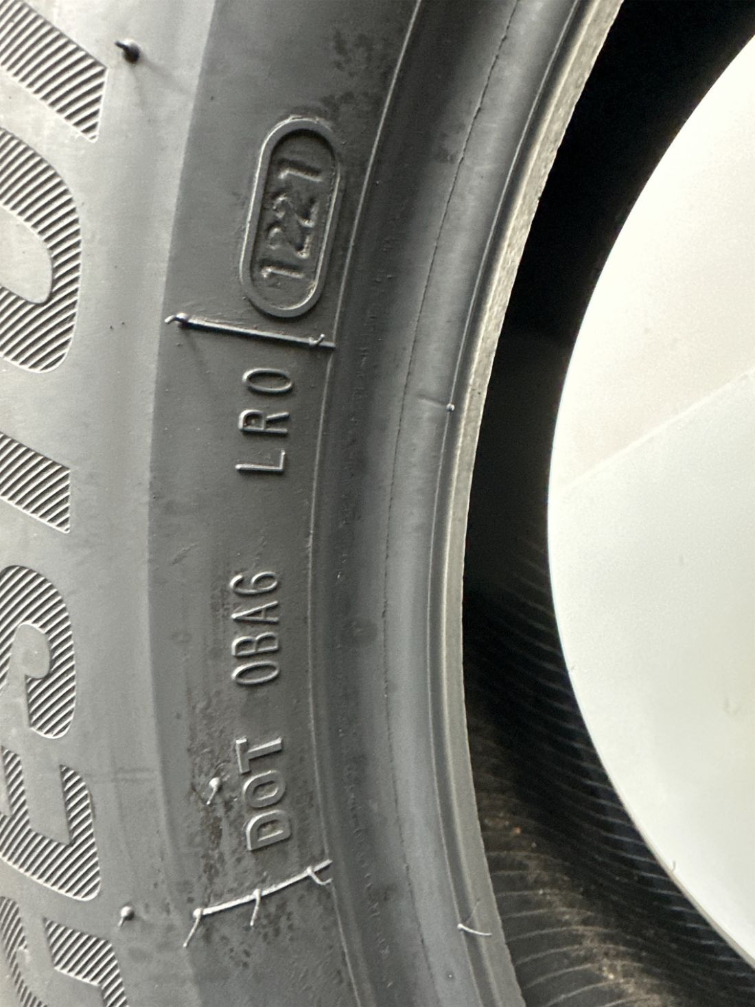 1 Bridgestone Dueler h/p sport as RFT Used Tire P245/50R19 2455019 245/50/19 9/