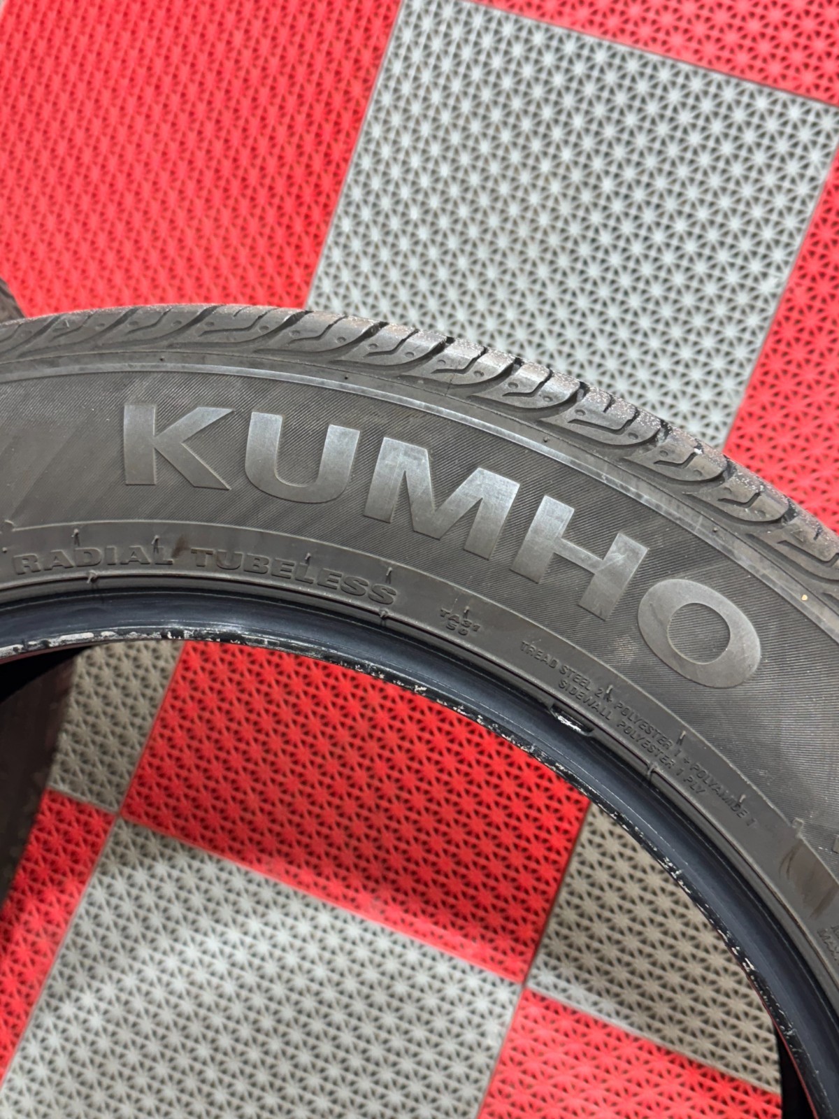 2x Used 215/55 R17 Kumho Solus TA31+ Tires 7-8/32 Tread 215/55/17