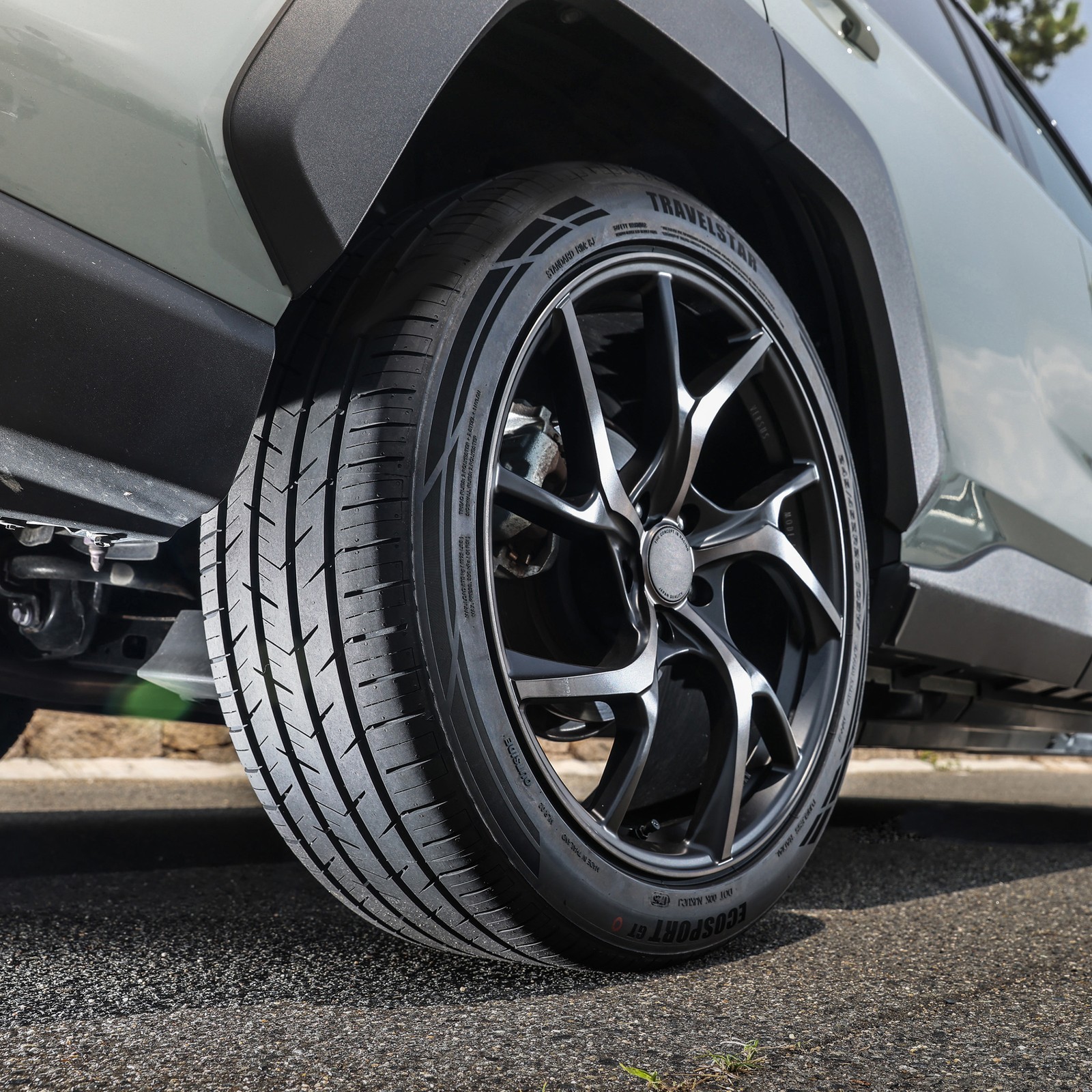Travelstar Ecosport GT 255/30ZR26 99W XL Ultra High-Performance Passenger Tire