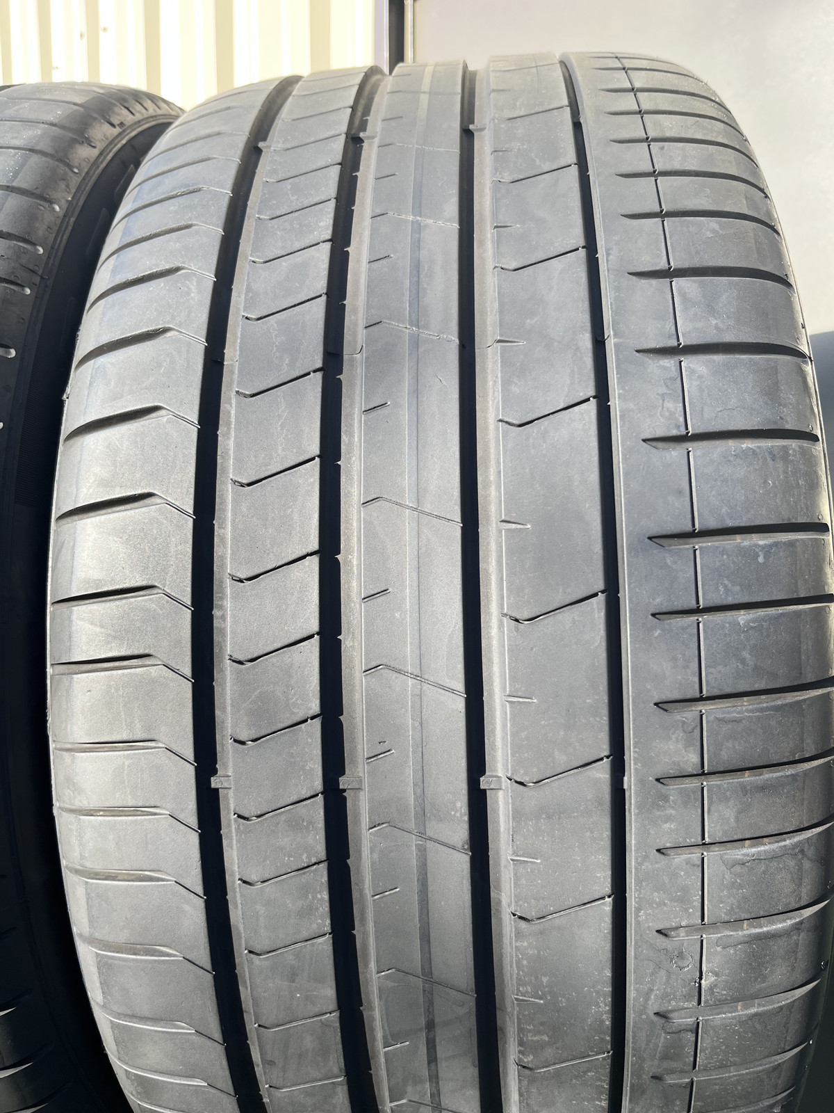 Set Of 2 Tires Pirelli P Zero PZ4 Run Flat ★ BMW 315/35R21 111Y DOT.1625 7.5/32