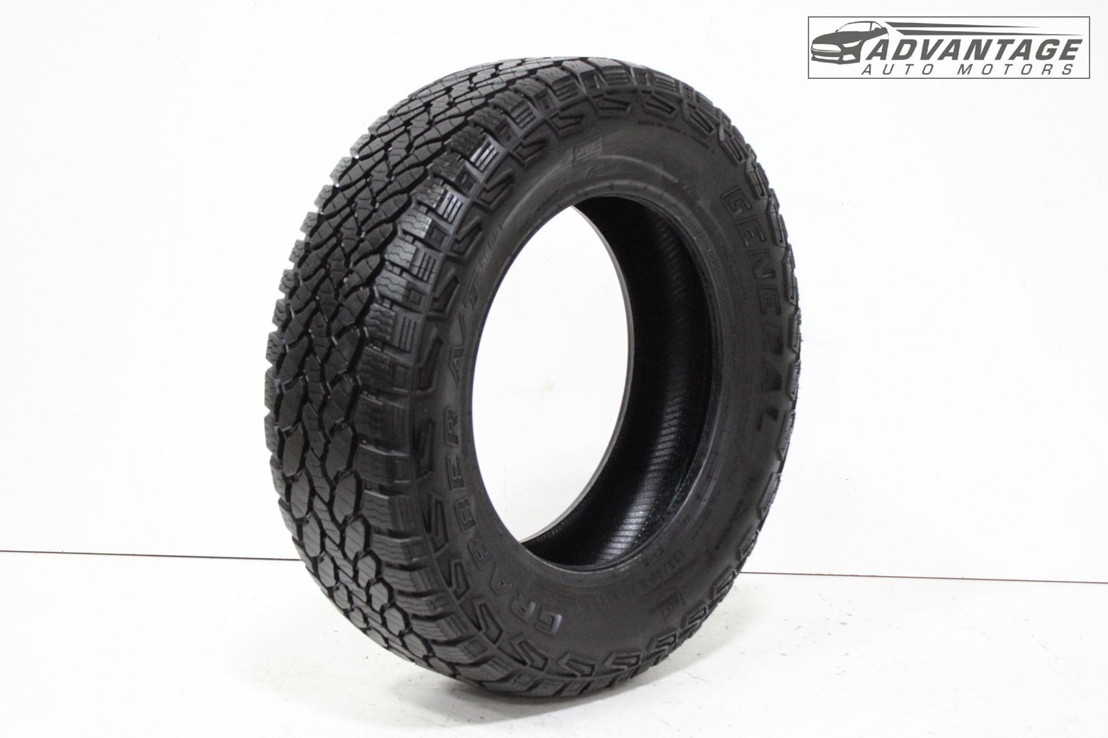 2025 CHEVY EQUINOX WHEEL TIRE 235/65R17 104H GENERAL GRABBER A/T 10/32NDS OEM