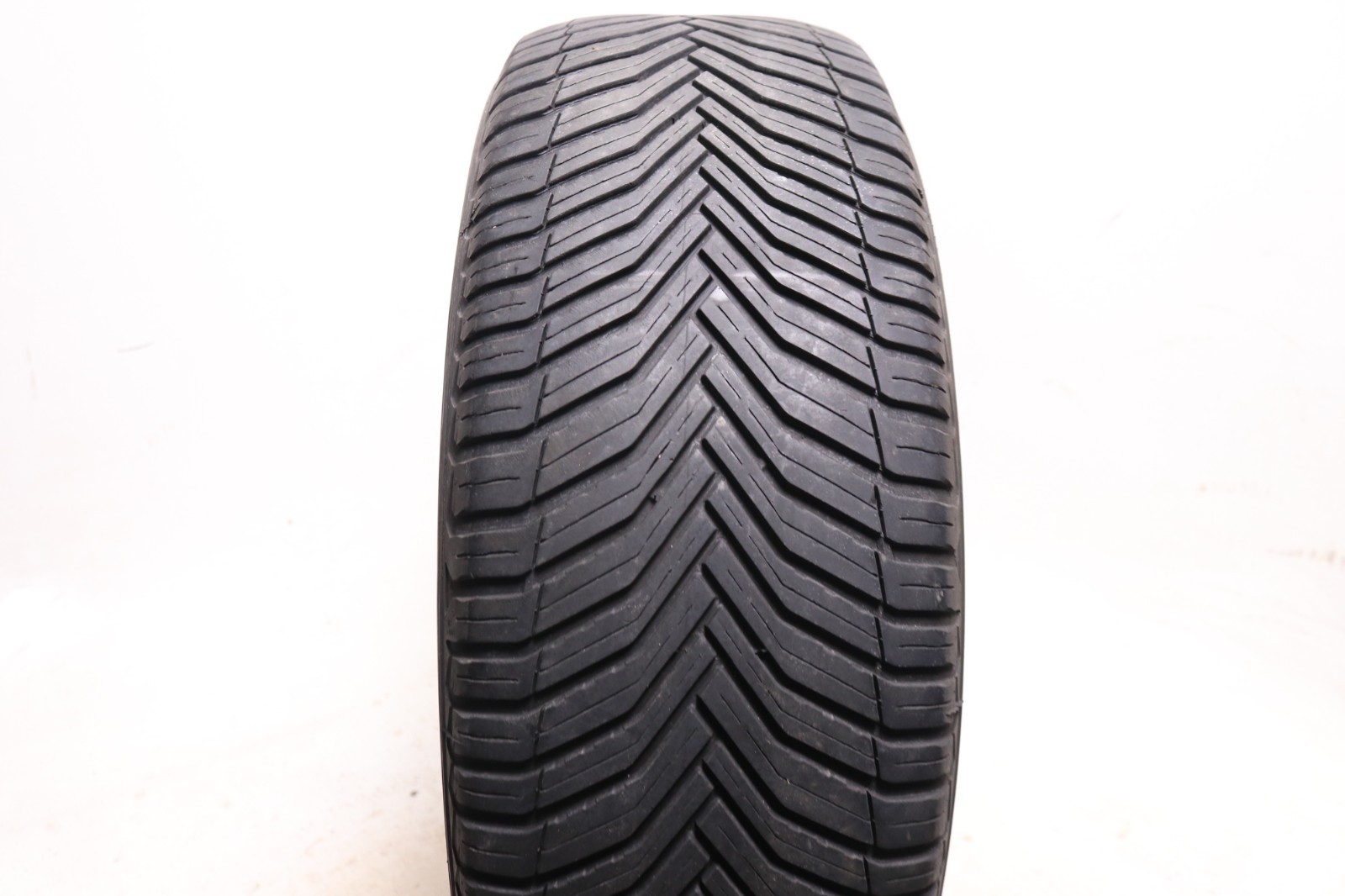 Set of 4 Used 235/60R18 Michelin CrossClimate 2 – 107V – 6-7/32 No Repairs