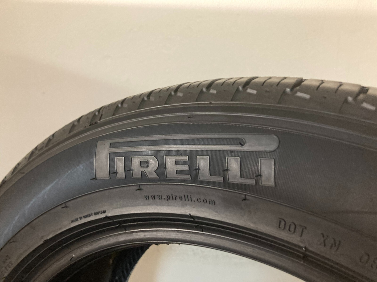 1 Tire 235 55 19 Pirelli Scorpion Verde N0 (7.00-7.80/32 Tread) All Season 101V