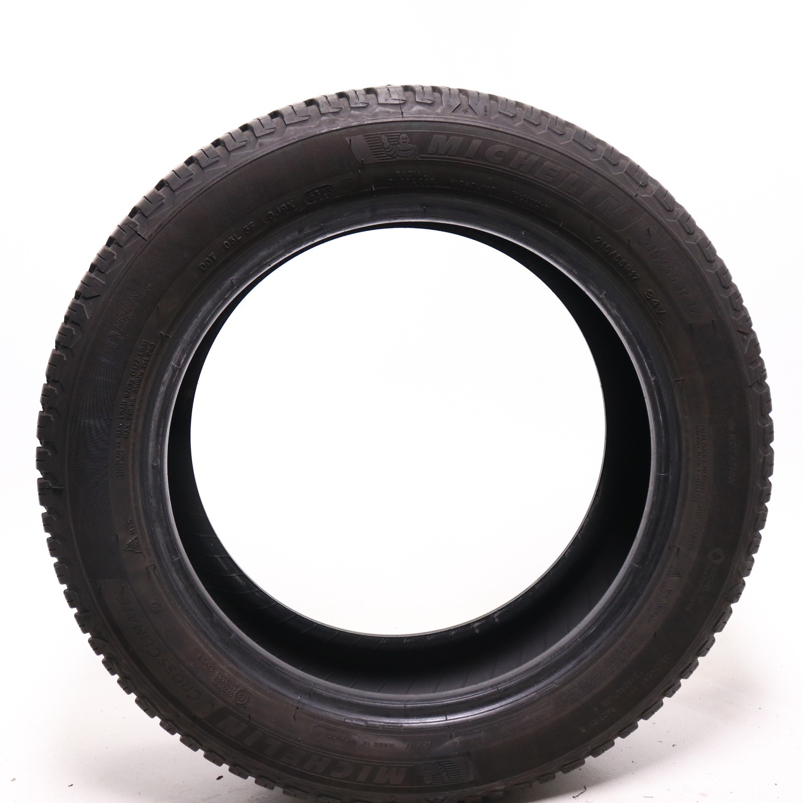 Set of 4 Used 215/55R17 Michelin CrossClimate 2 – 94V – 8.5-9.5/32
