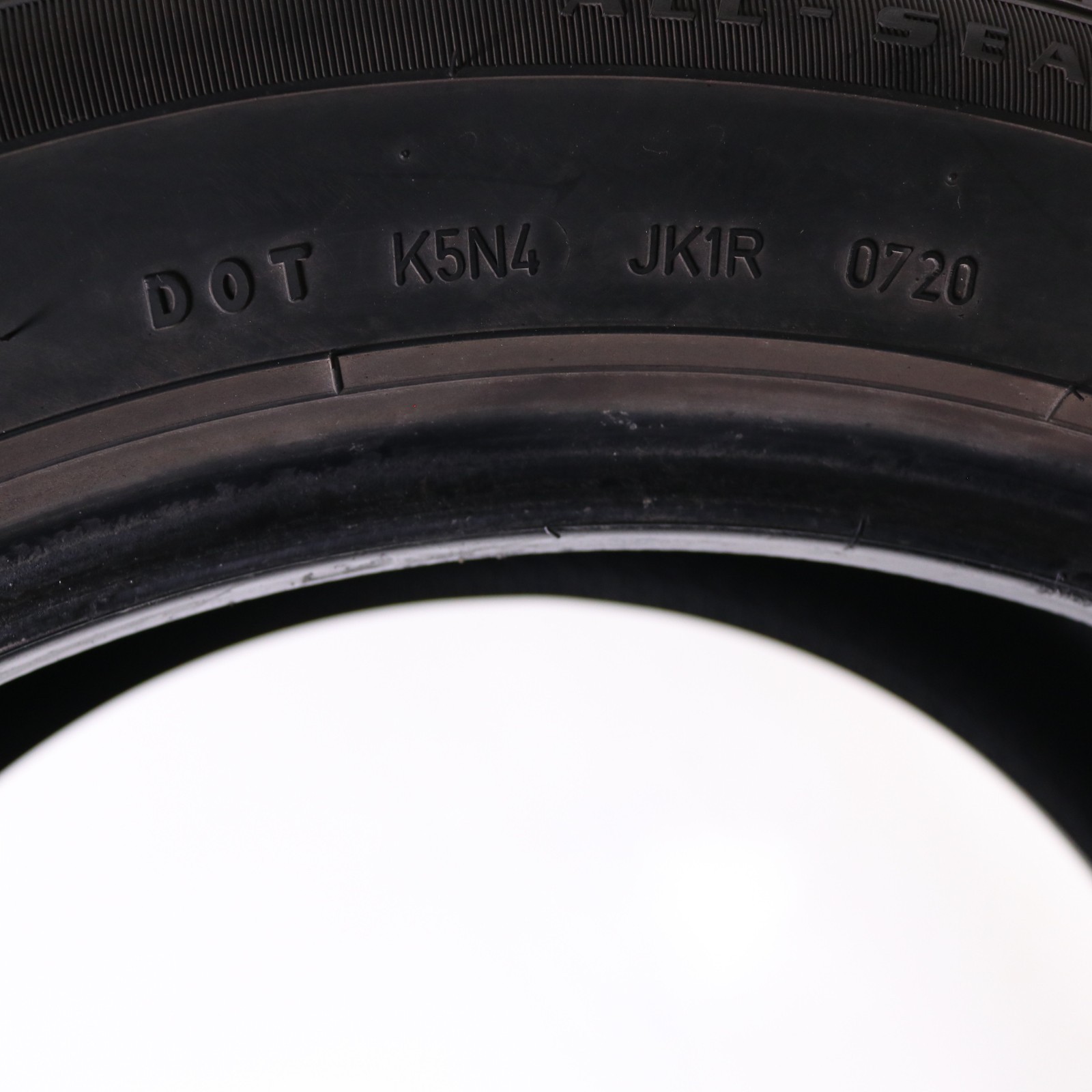 Used 255/50R20 Goodyear Eagle Sport AO – 109H – 8/32 No Repairs