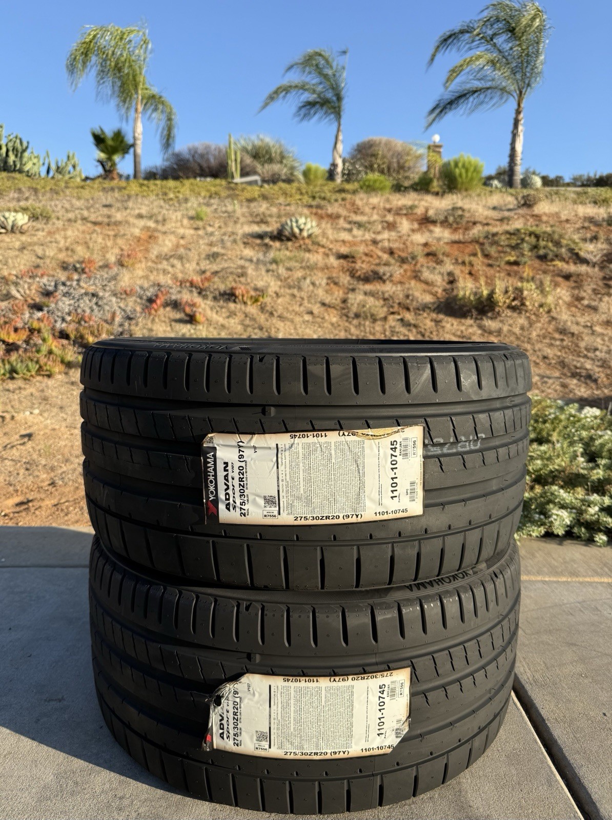 Set of TWO BRAND NEW 275/30ZR20 (97Y) Yokohama ADVAN Sport V107 Tires 2753020