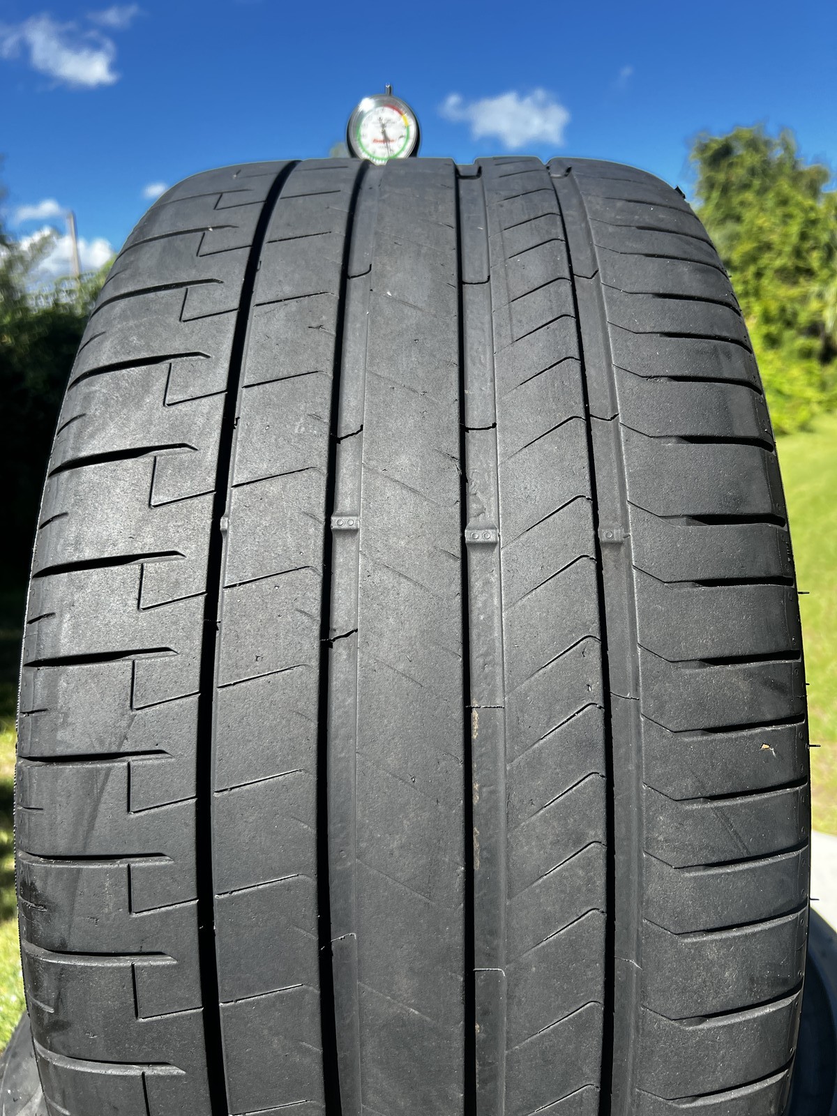 1 Tire Pirelli P Zero PZ4 ★ BMW HL 315/30R23 111Y DOT.2724 6.5/32 No Patch