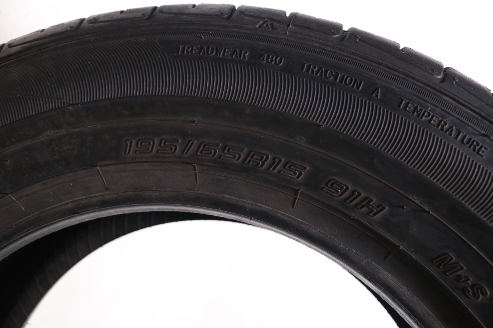 New 195/65R15 Ohtsu FP0612 A/S – 91H – 9/32