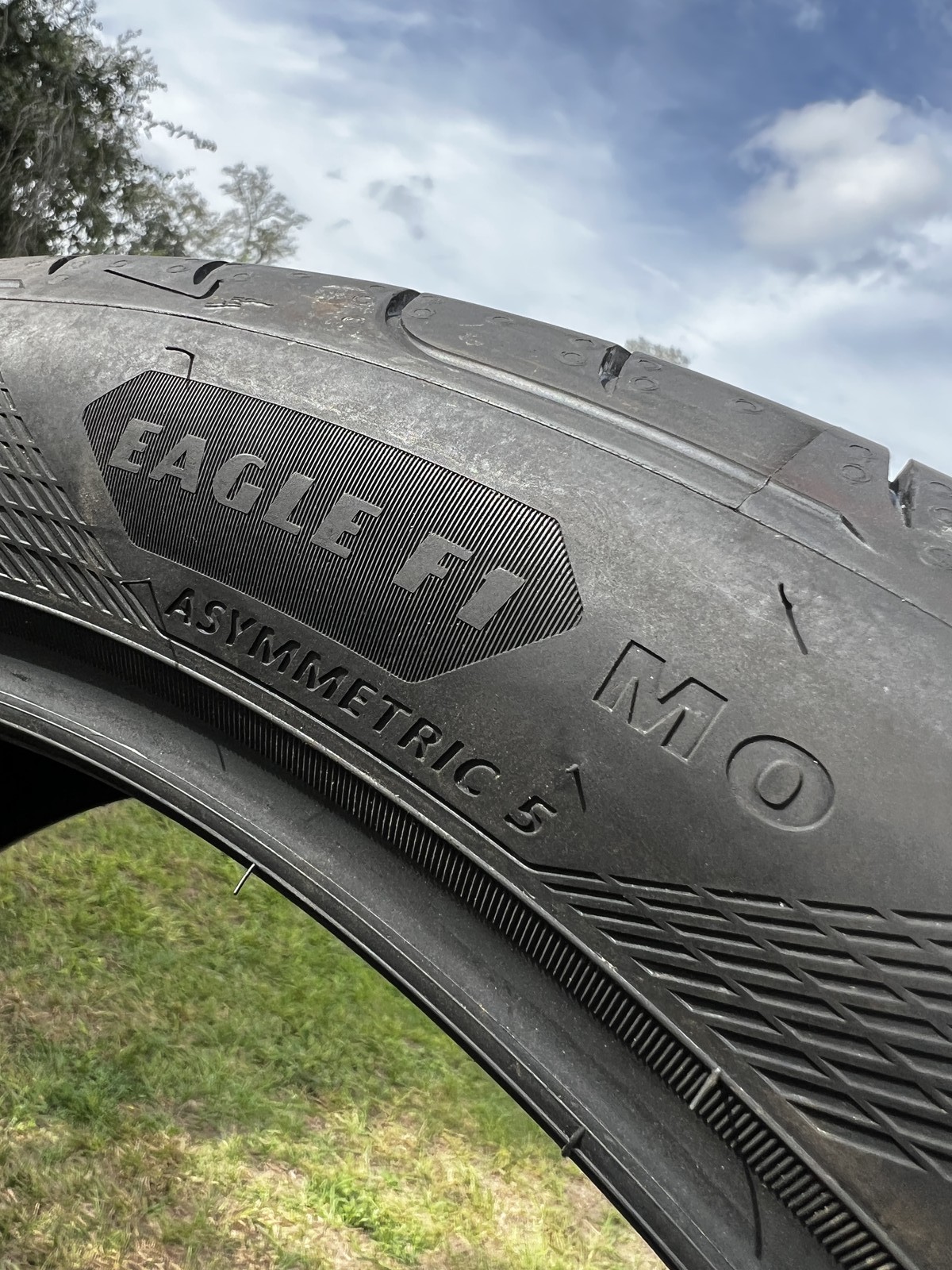 1 New Goodyear Eagle F1 Asymmetric 5 MO SoundComfort 265/40R21 105H DOT.2724