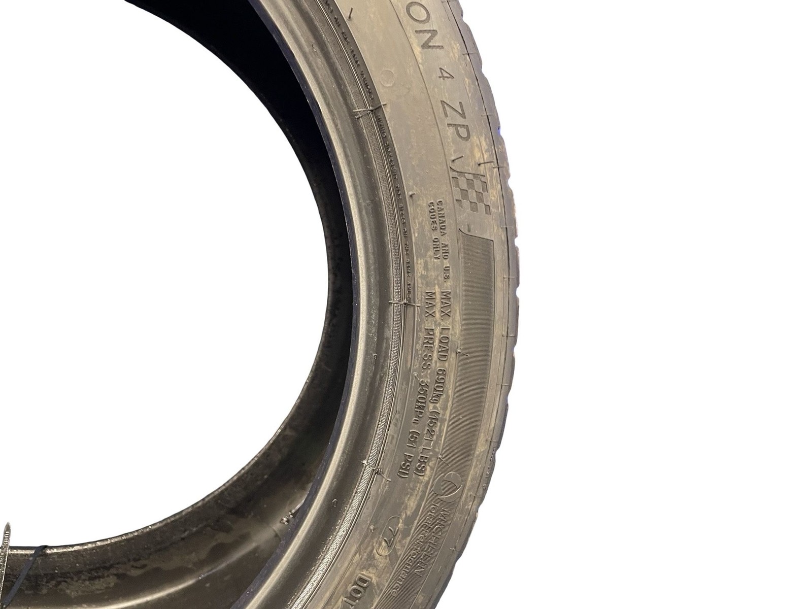 275/35ZR18 95Y MICHELIN PILOT SPORT A/S 4 ZP 8/32NDS DATECODE 4924