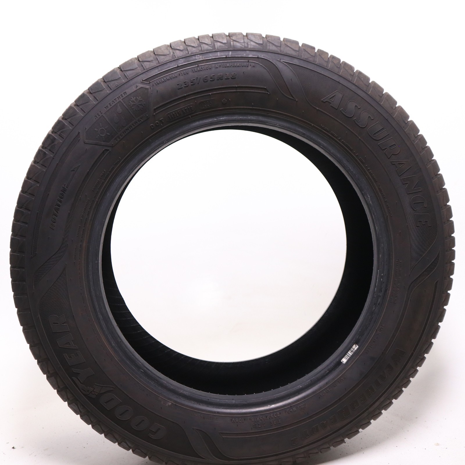 Set of 2 Used 235/65R18 Goodyear Assurance WeatherReady 2 – 106V – 9-9.5/32