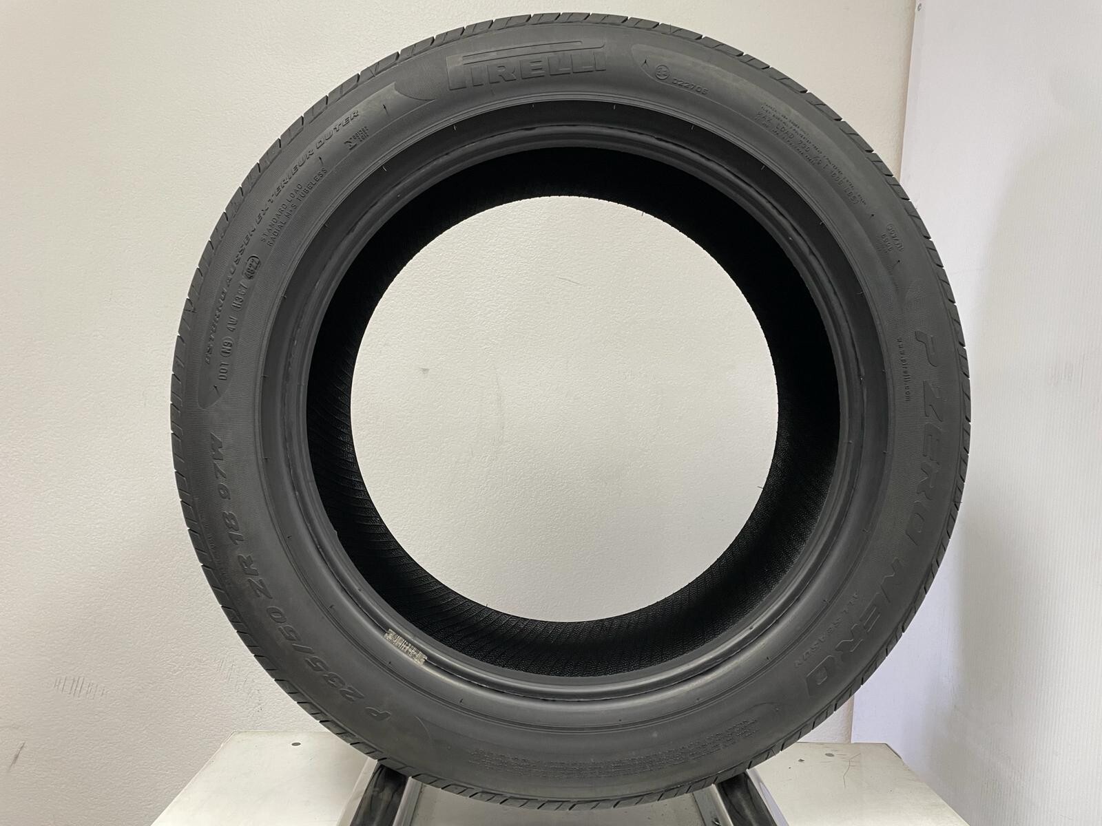 P235/50ZR18 Pirelli PZero Nero AS 97W -Tire