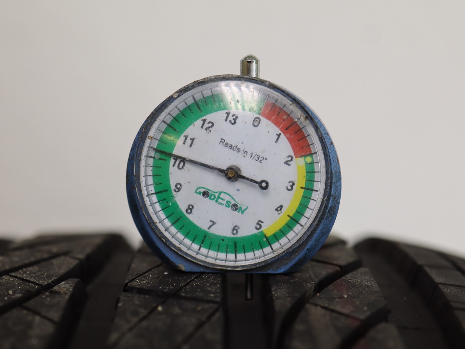 2 245/50R19 Bridgestone Dueler H/P Sport AS NON Run Flat 105H 10/32 DOT5025 1J76