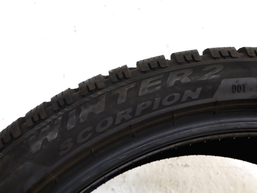 235/40 R20 96V PIRELLI Scorpion Winter 2 7.43MM 7.16MM 6.71MM 7.24MM A4922 Pneum