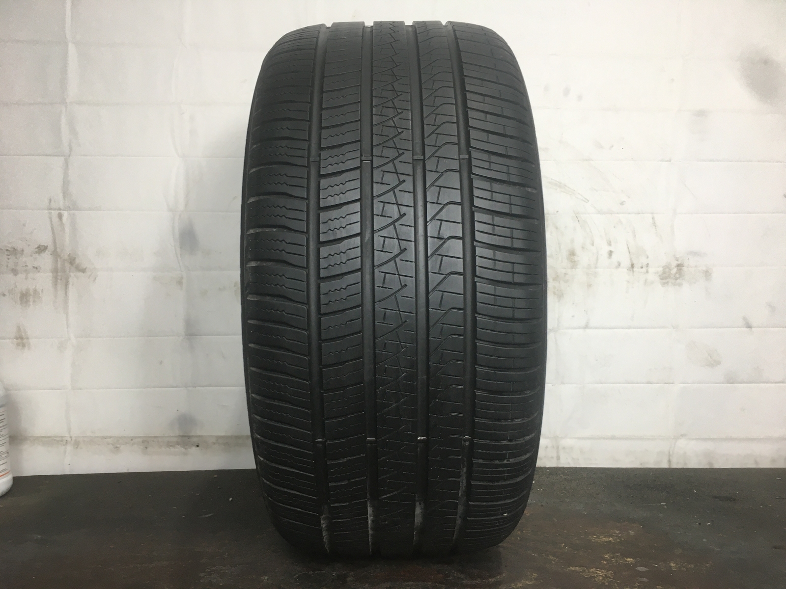 [1] Pirelli Scorpion Zero All Season P315/40R21 315 40 21 Tire 8.0-9.0/32
