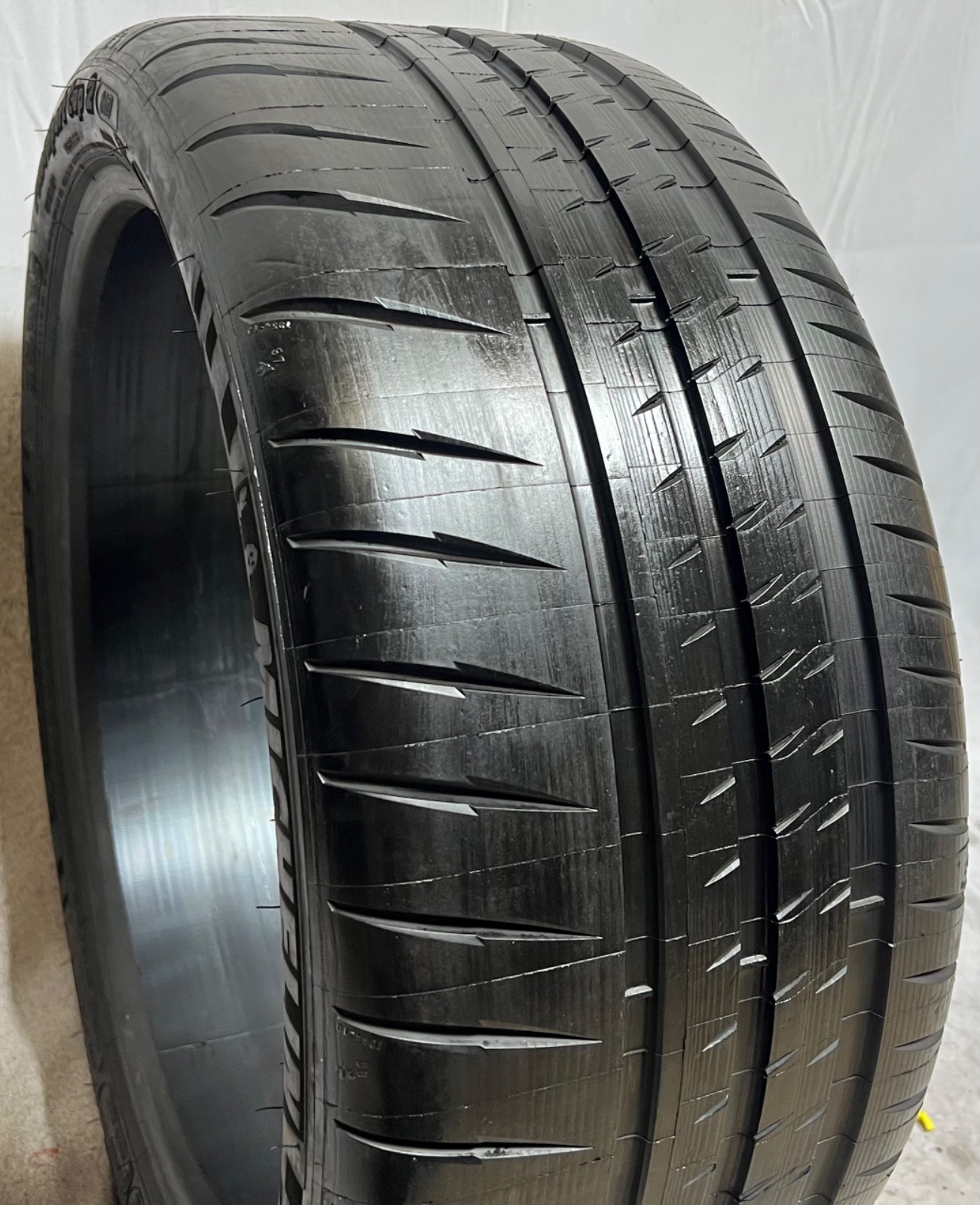 1 – TAKEOFF 245/35ZR19 XL (93Y) Michelin Pilot Sport Cup 2 (N0) – 7114 NO REPAIR