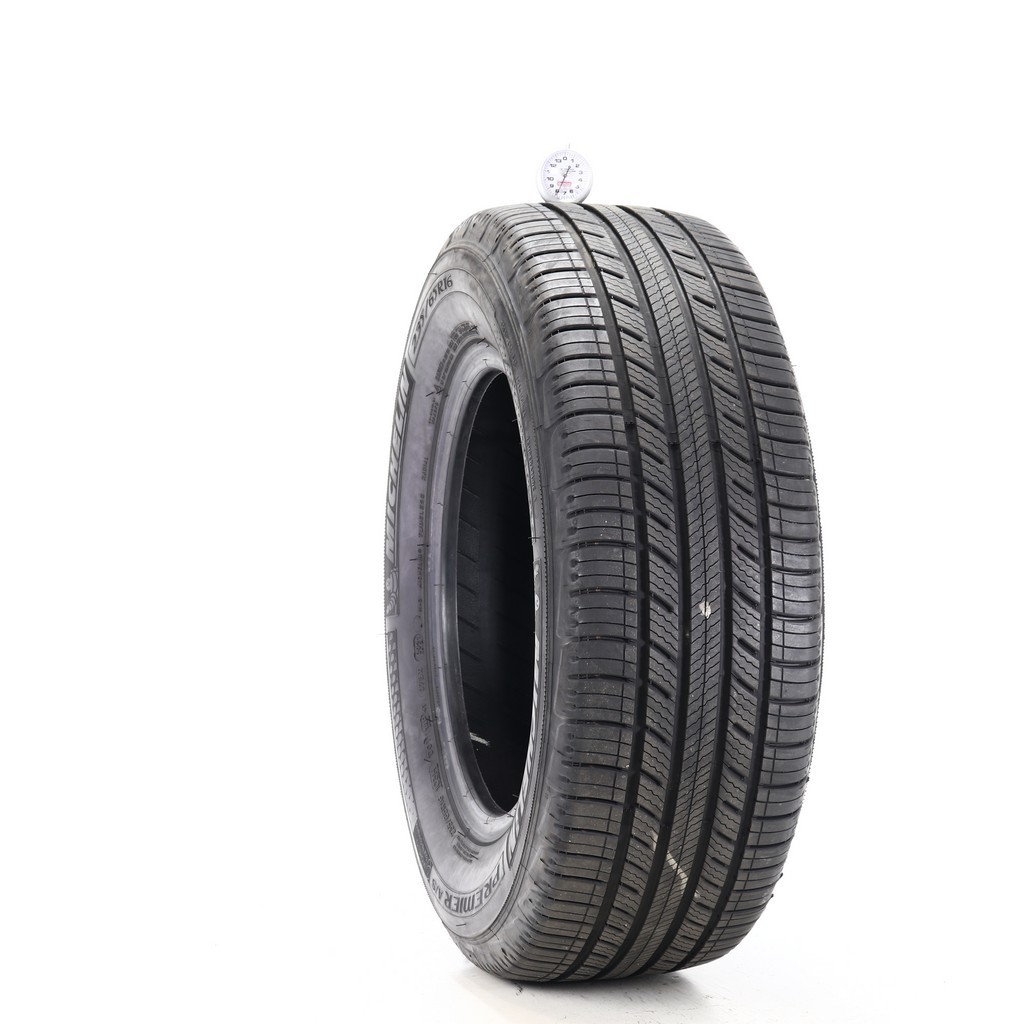 Set of (4) Used 235/65R16 Michelin Premier A/S 103H – 7-7.5/32