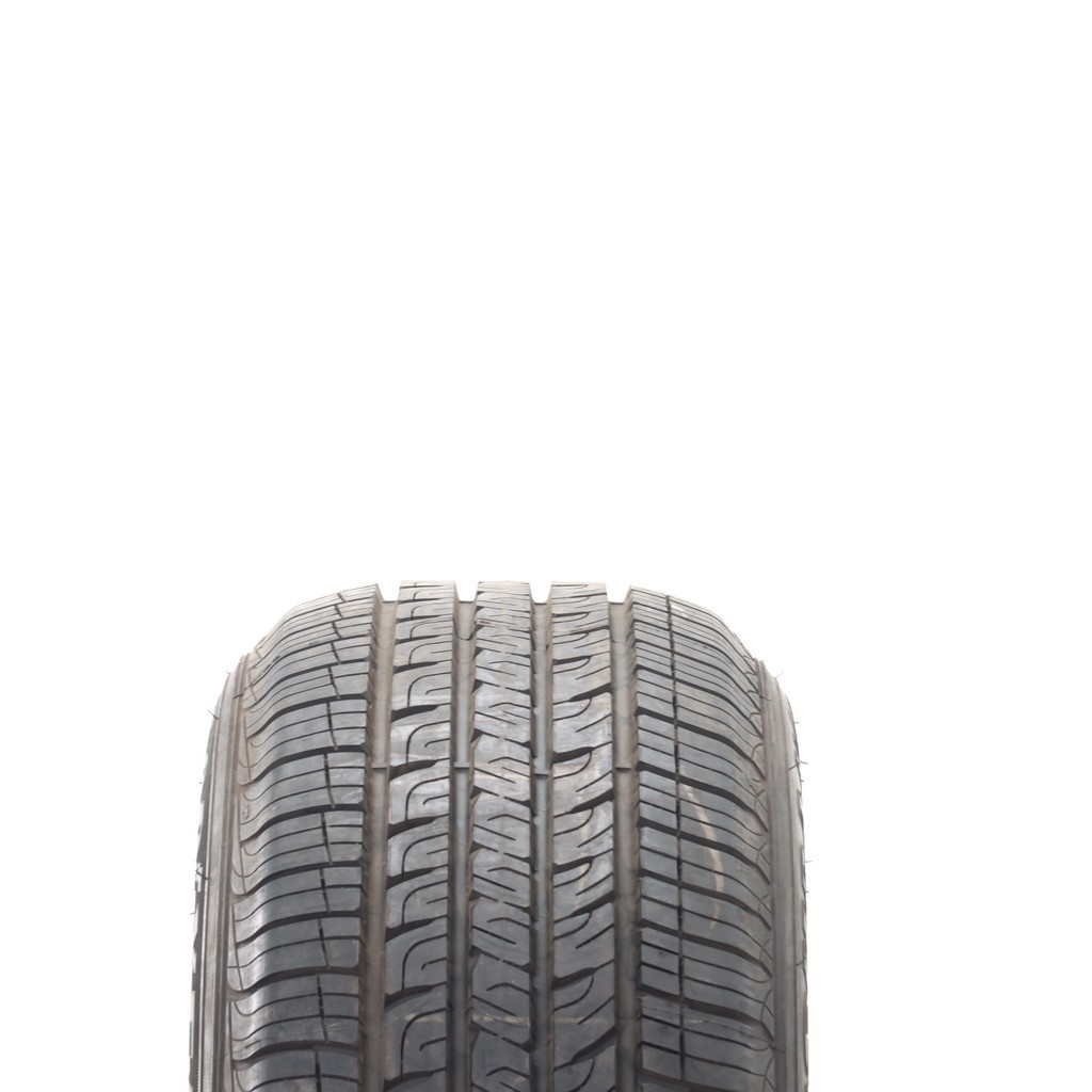 Driven Once 215/55R18 Goodyear Assurance Comfortred Touring 95H – 11/32