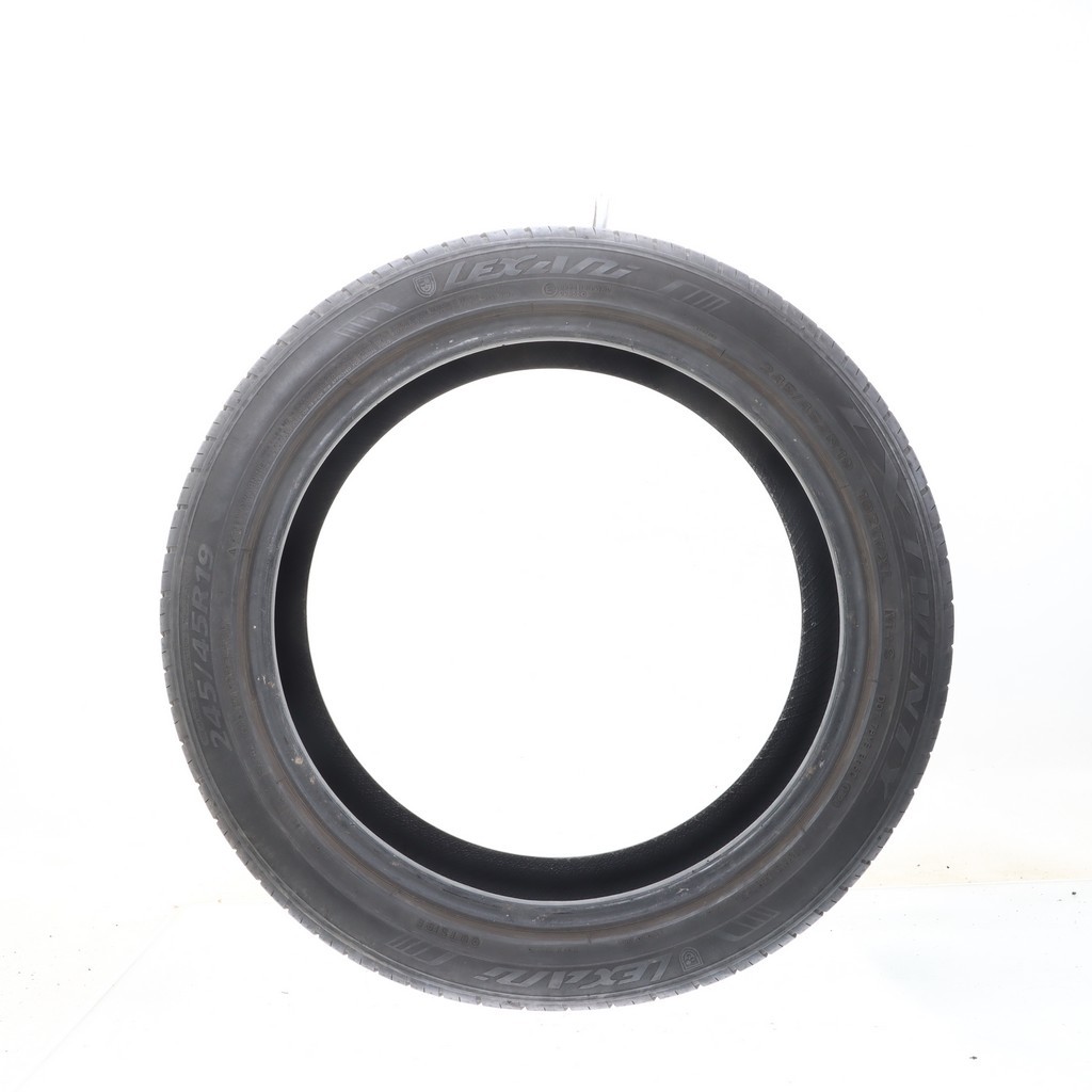 Used 245/45ZR19 Lexani LX-Twenty 102W – 8/32